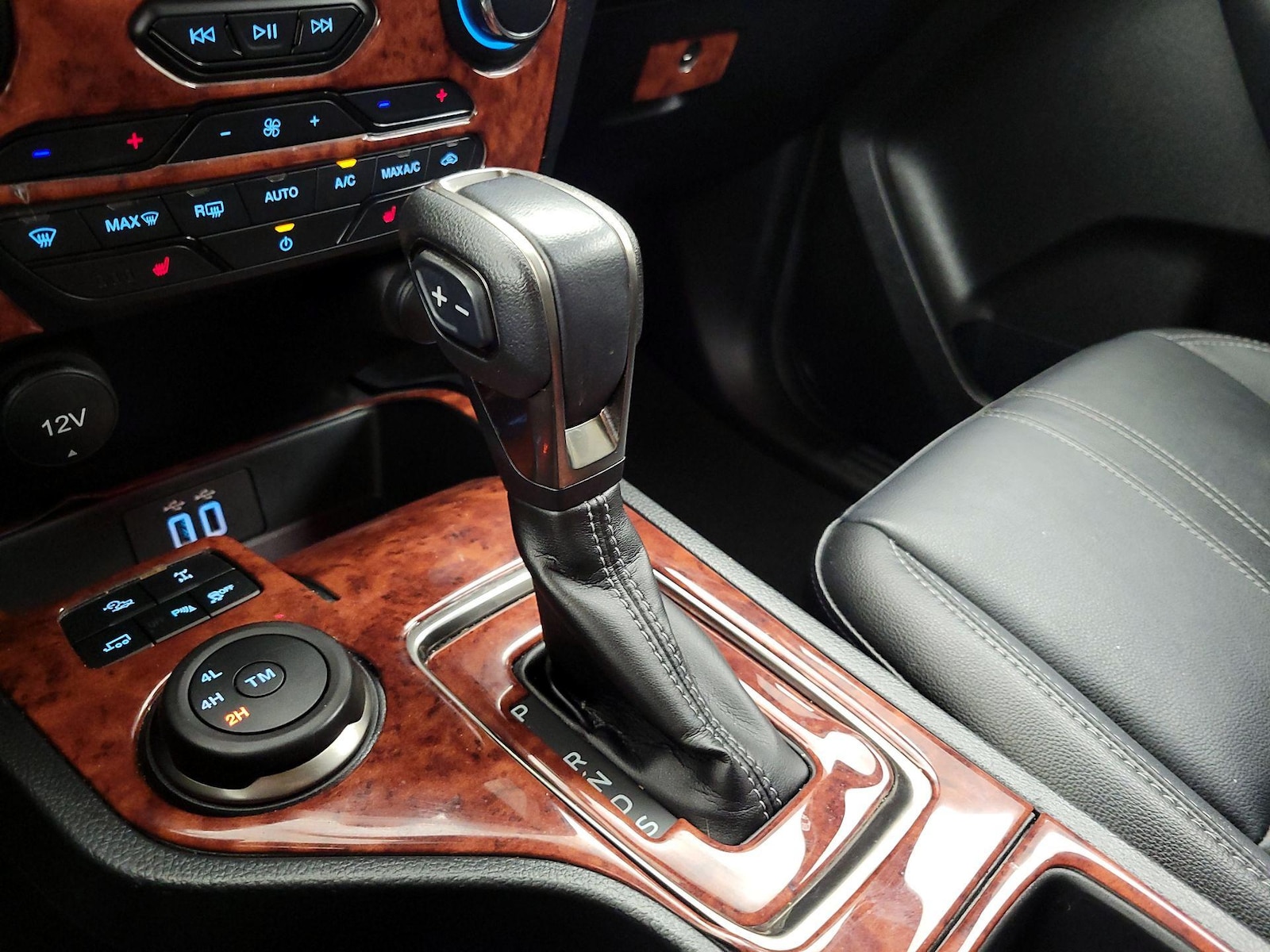 2023 Ford Ranger Lariat - Photo 19