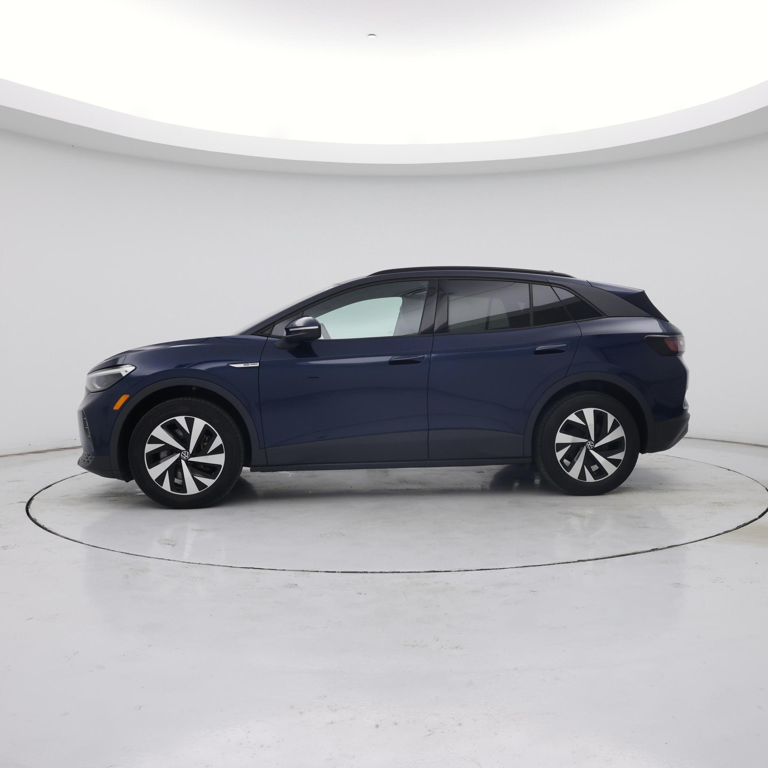 Thumbnail: 2023 Volkswagen ID.4 - 3