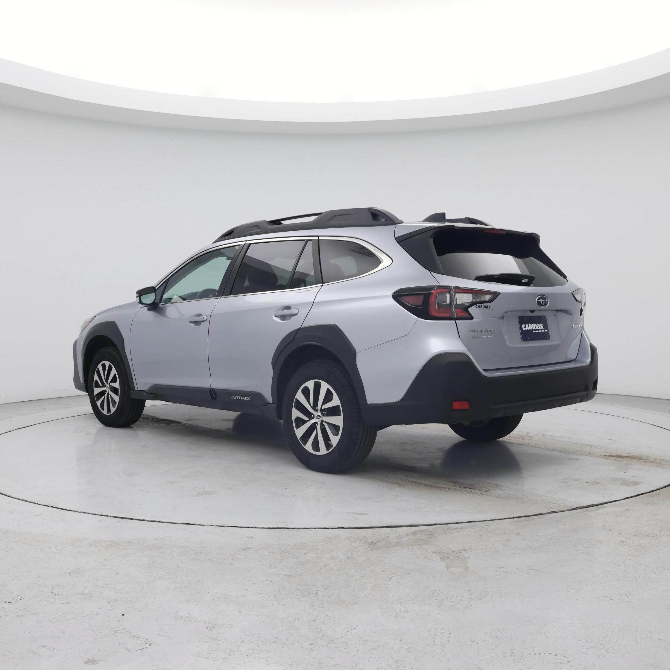 Thumbnail: 2023 Subaru Outback - 2