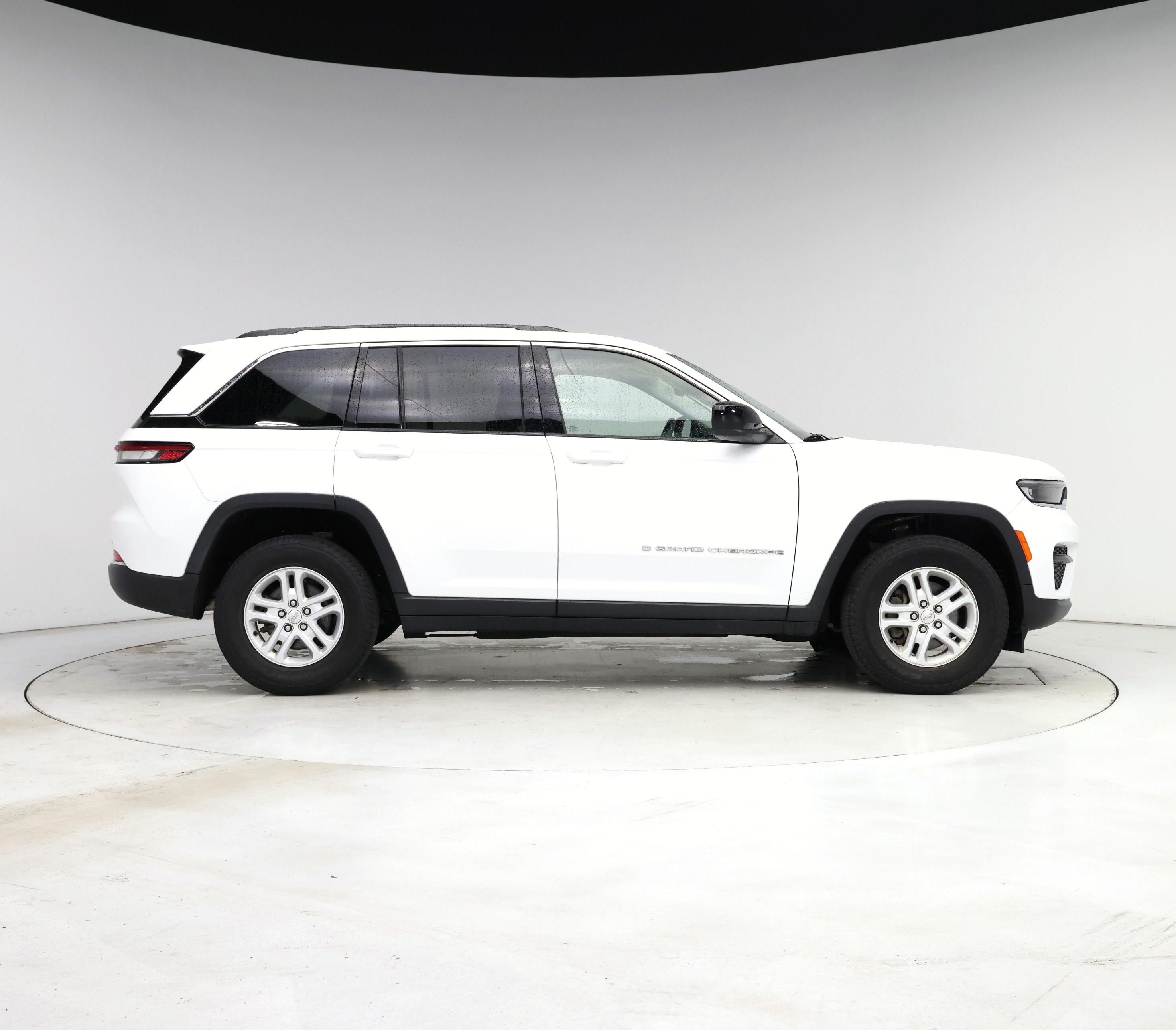 Thumbnail: 2023 Jeep Grand Cherokee - 7