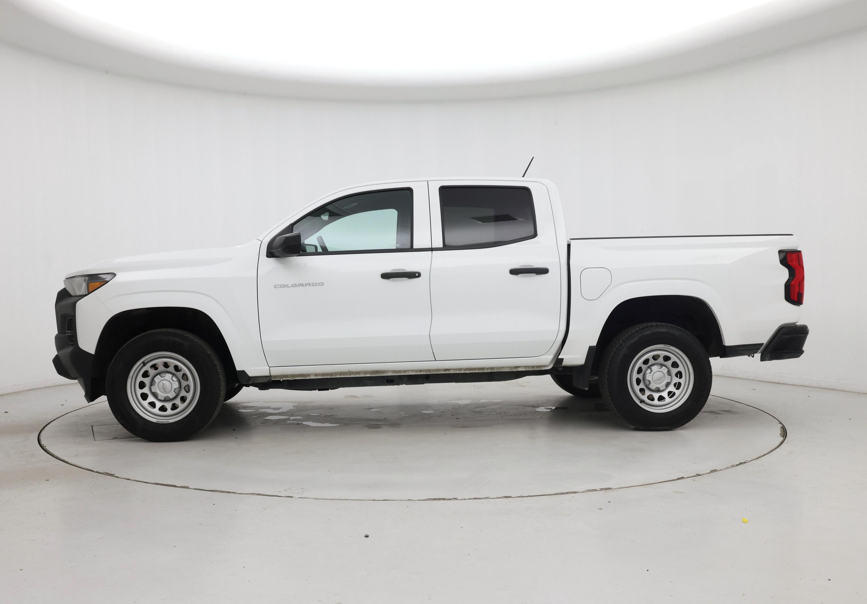 Thumbnail: 2024 Chevrolet Colorado - 3