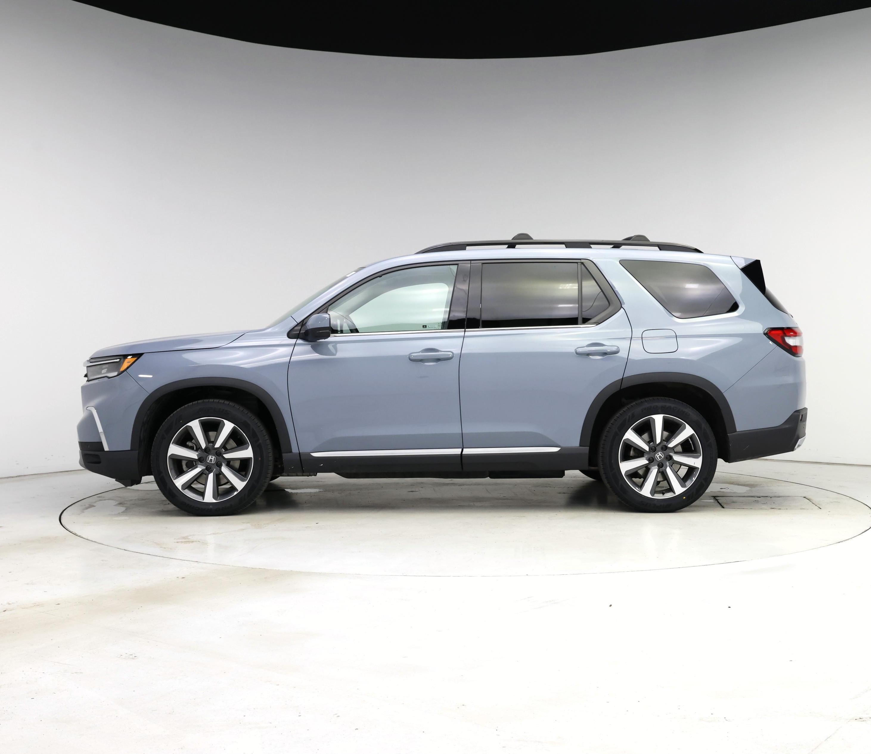 Thumbnail: 2024 Honda Pilot - 3