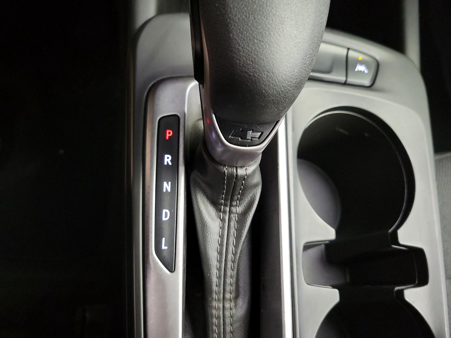 Thumbnail: 2024 Chevrolet Trax - 17
