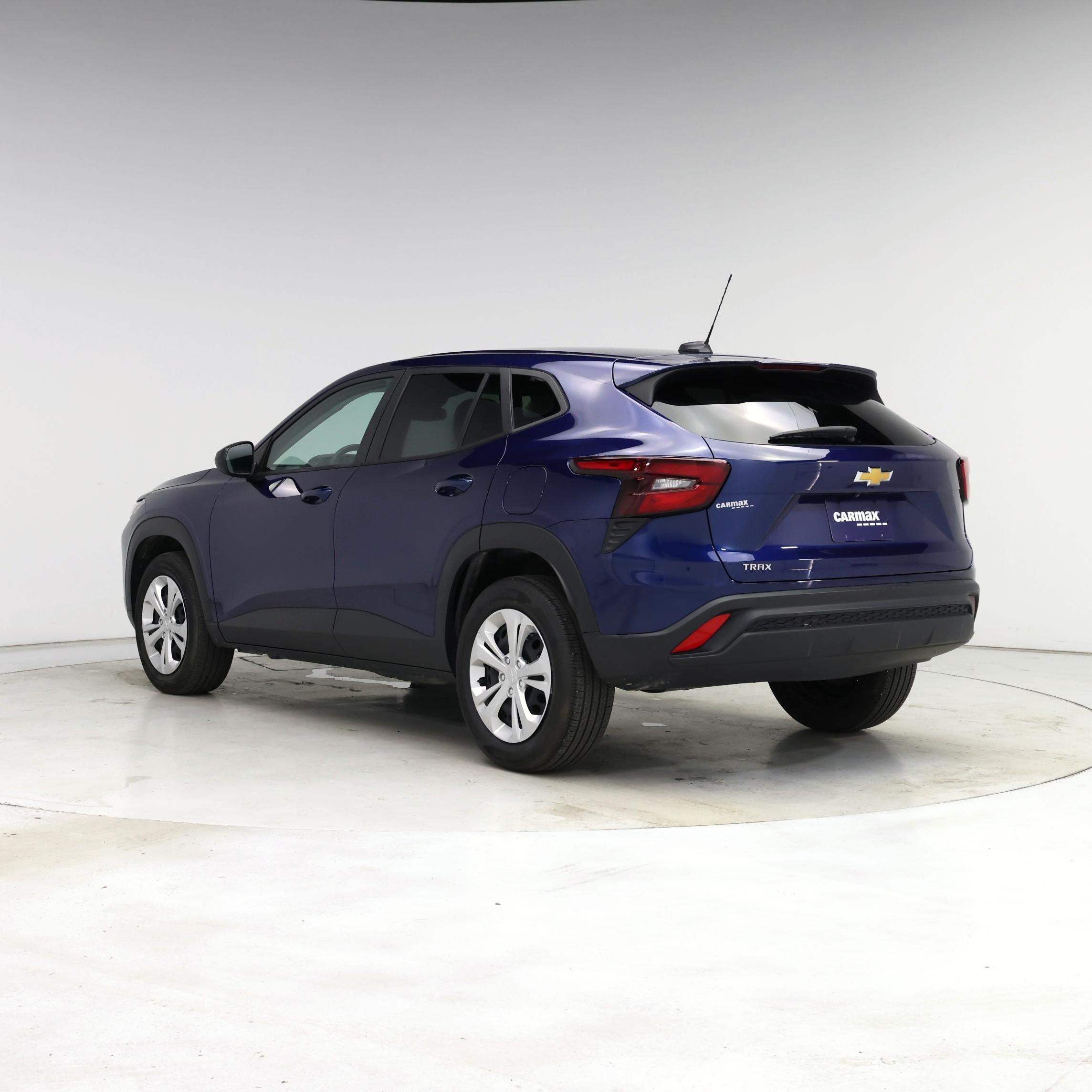 Thumbnail: 2024 Chevrolet Trax - 2