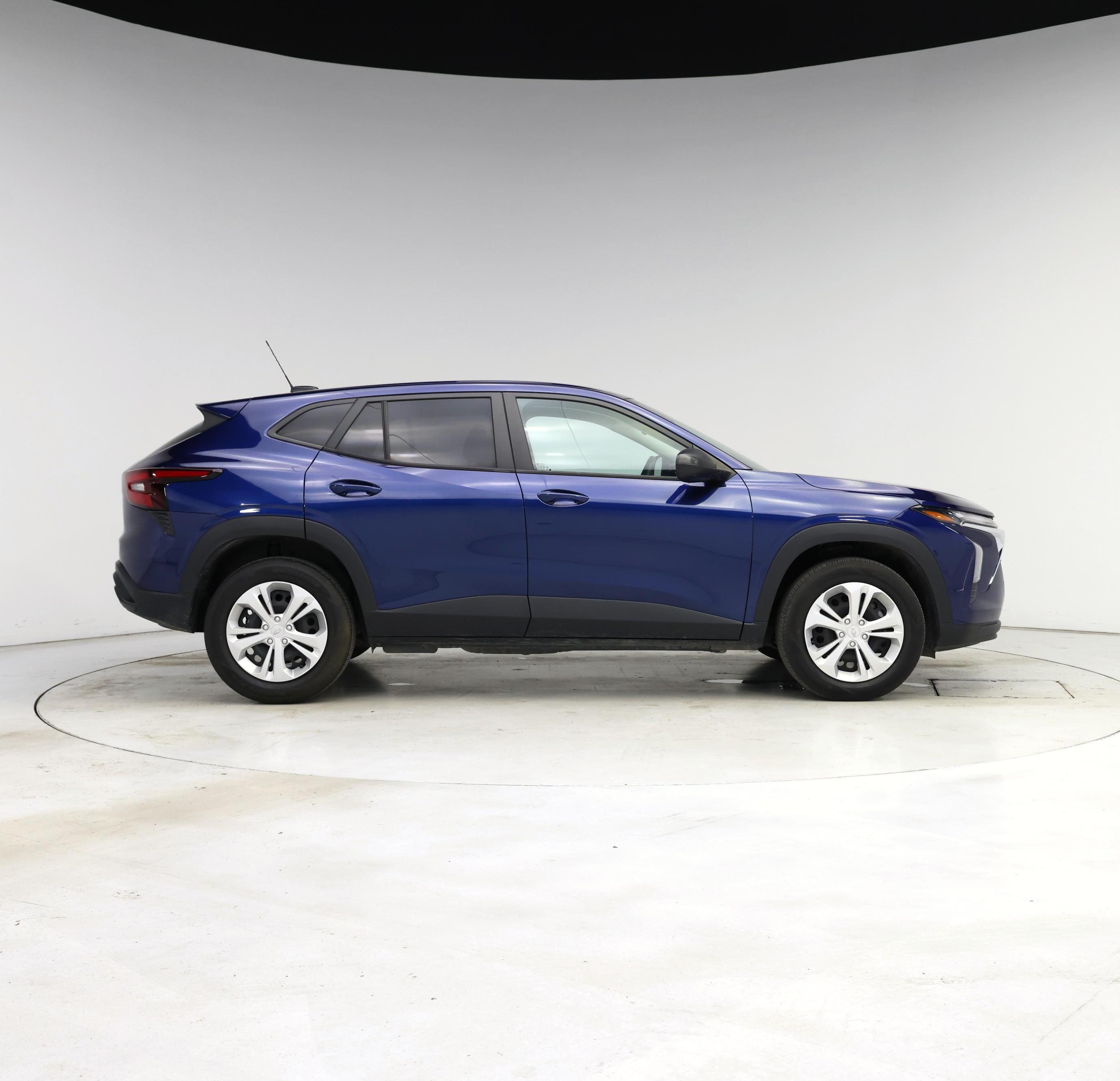 Thumbnail: 2024 Chevrolet Trax - 7