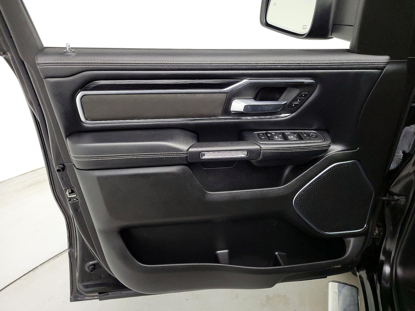 2024 RAM Ram 1500 Pickup Laramie - Photo 13