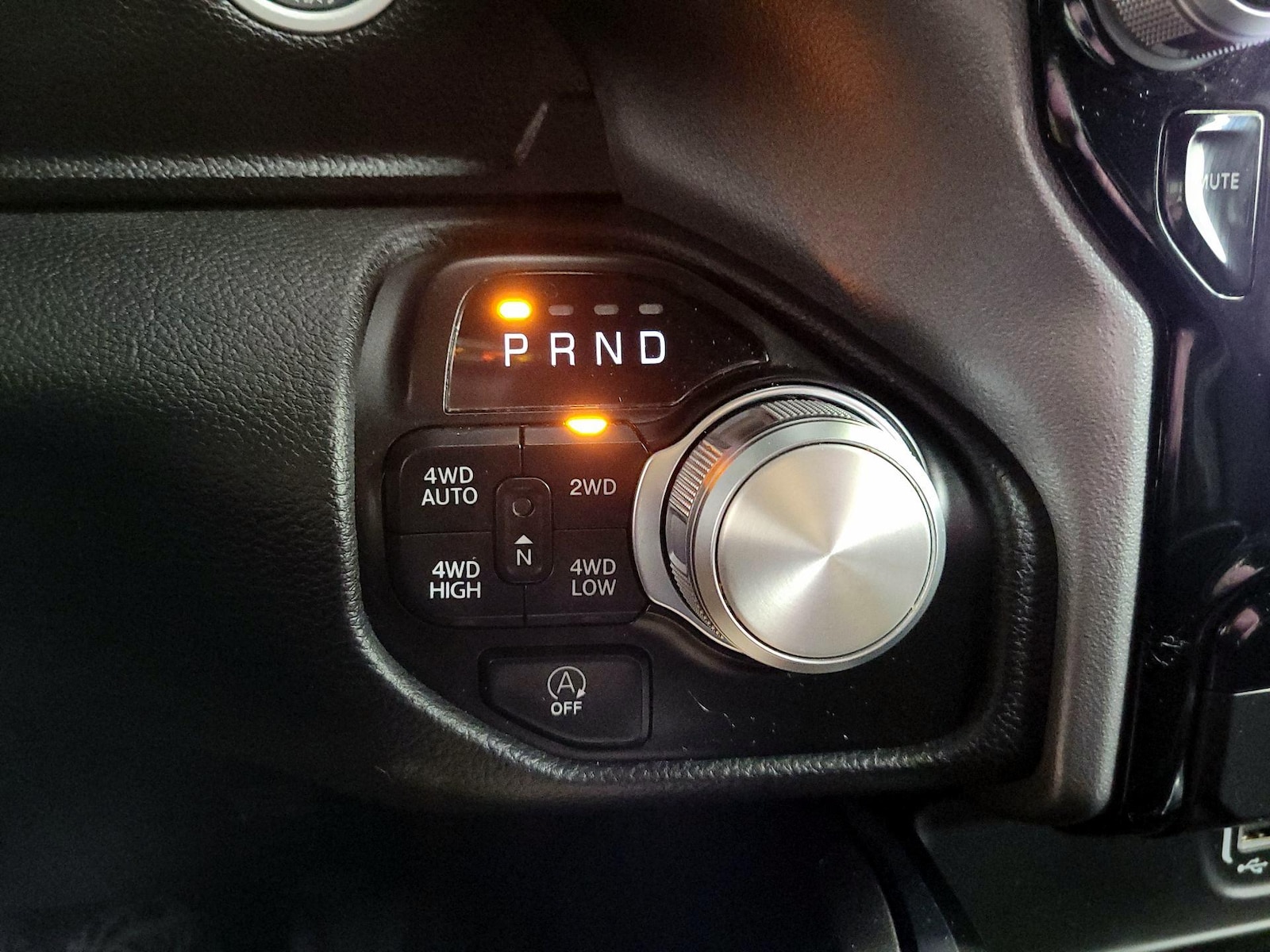 2024 RAM Ram 1500 Pickup Laramie - Photo 19