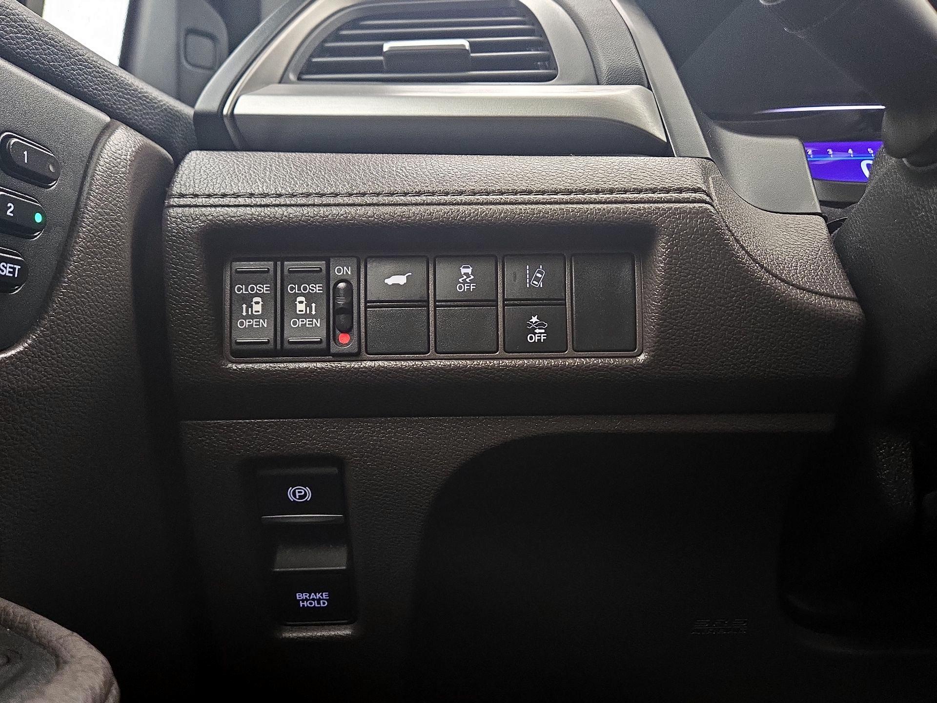 Thumbnail: 2020 Honda Odyssey - 13