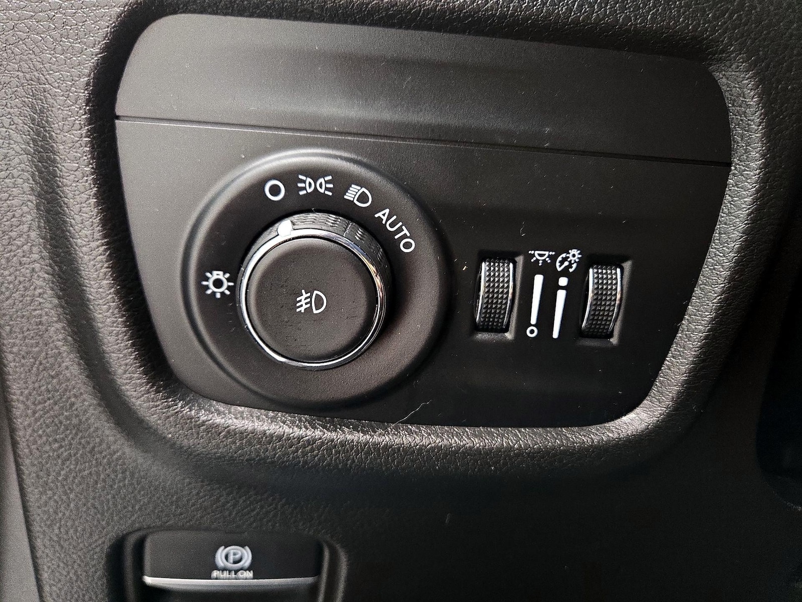 2023 Jeep Grand Cherokee Limited - Photo 14
