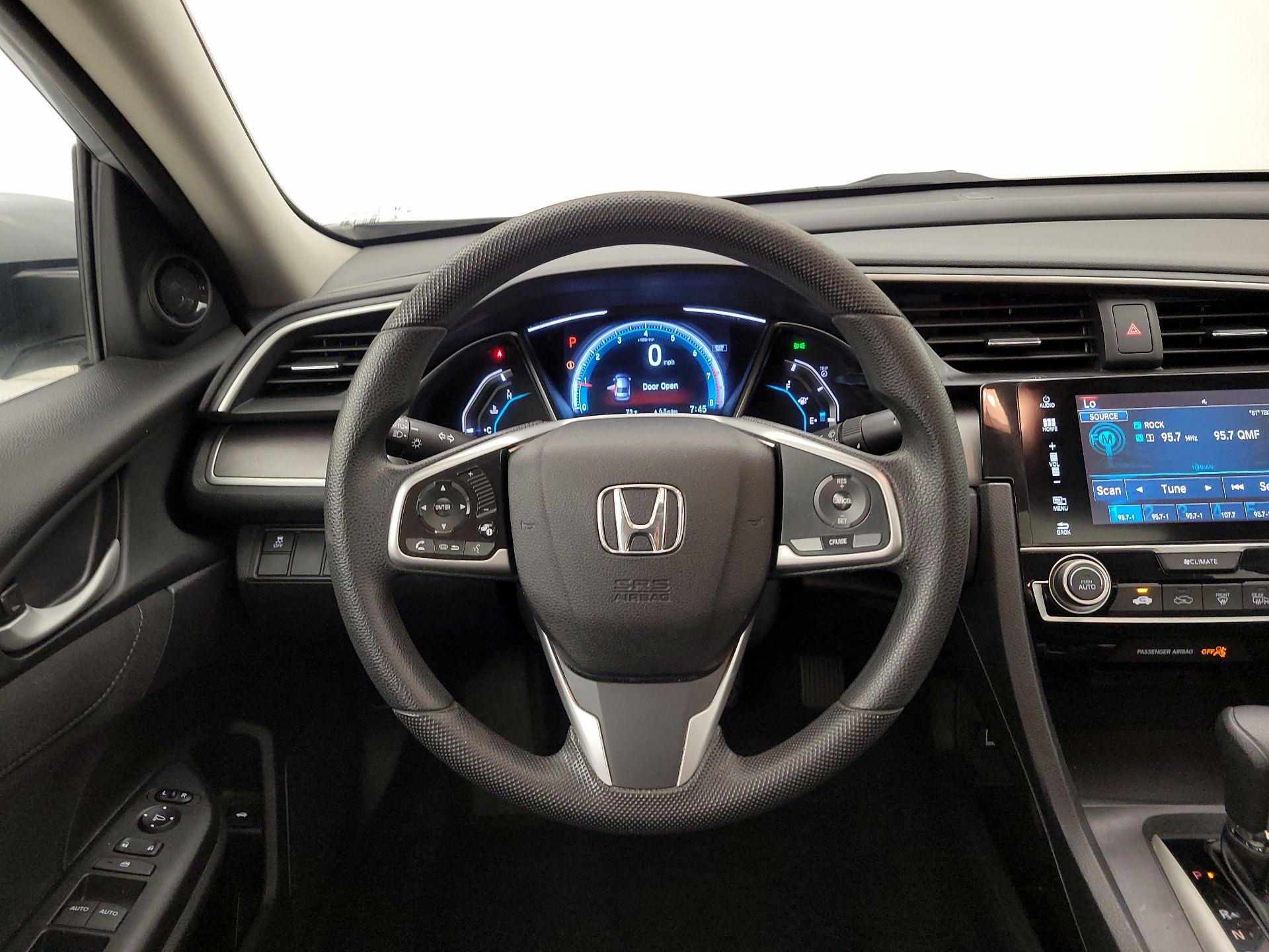 Thumbnail: 2017 Honda Civic - 10