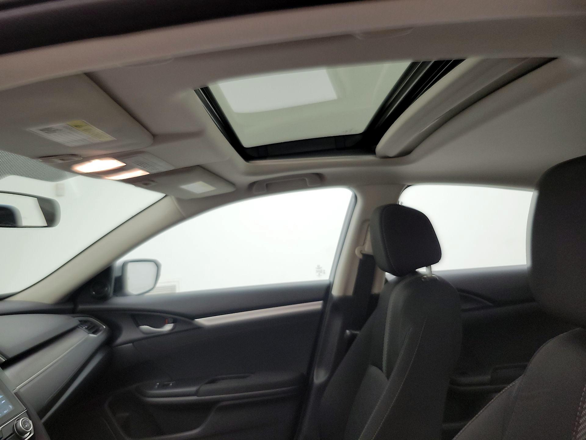 Thumbnail: 2017 Honda Civic - 18