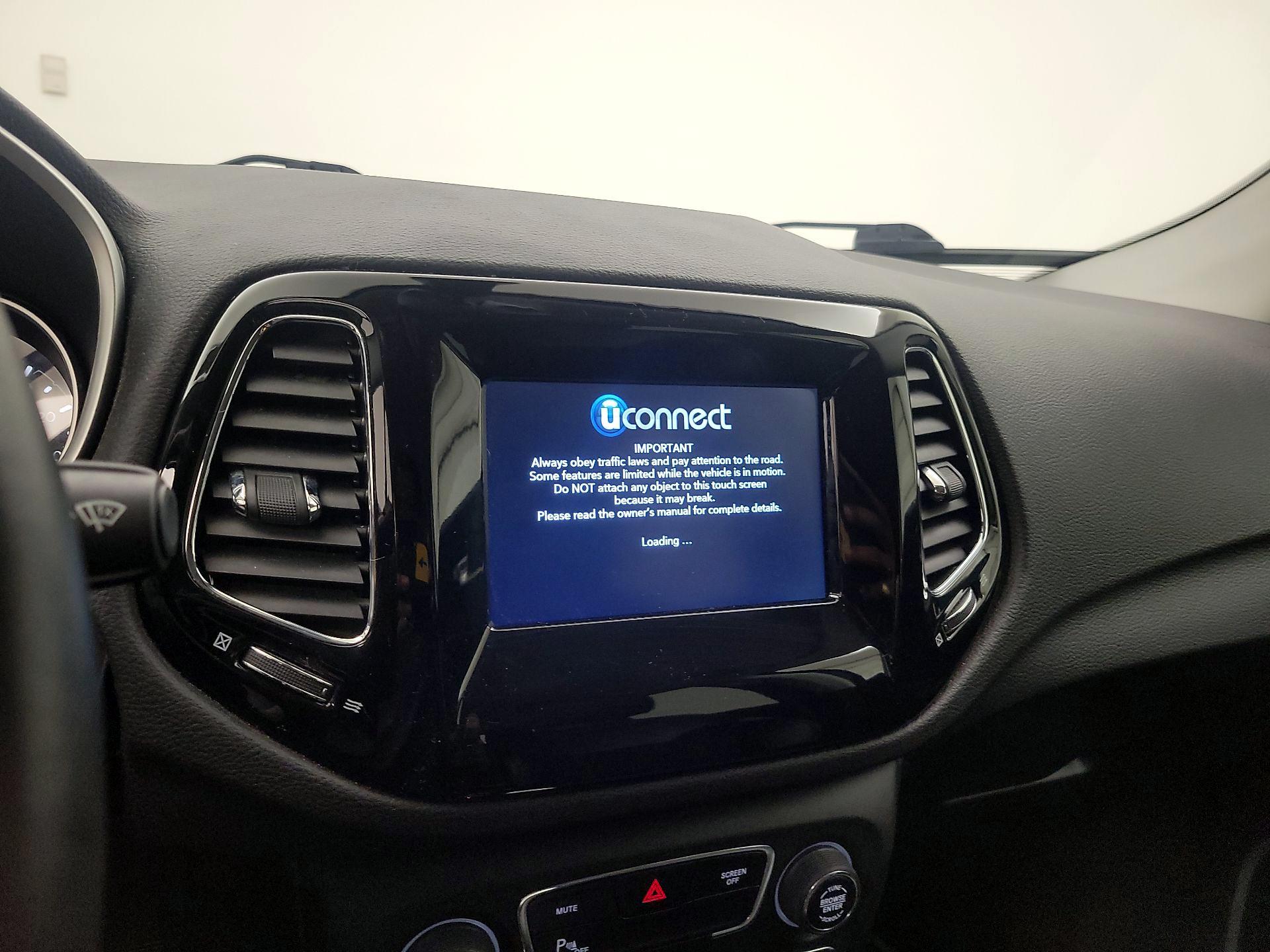Thumbnail: 2018 Jeep Compass - 15