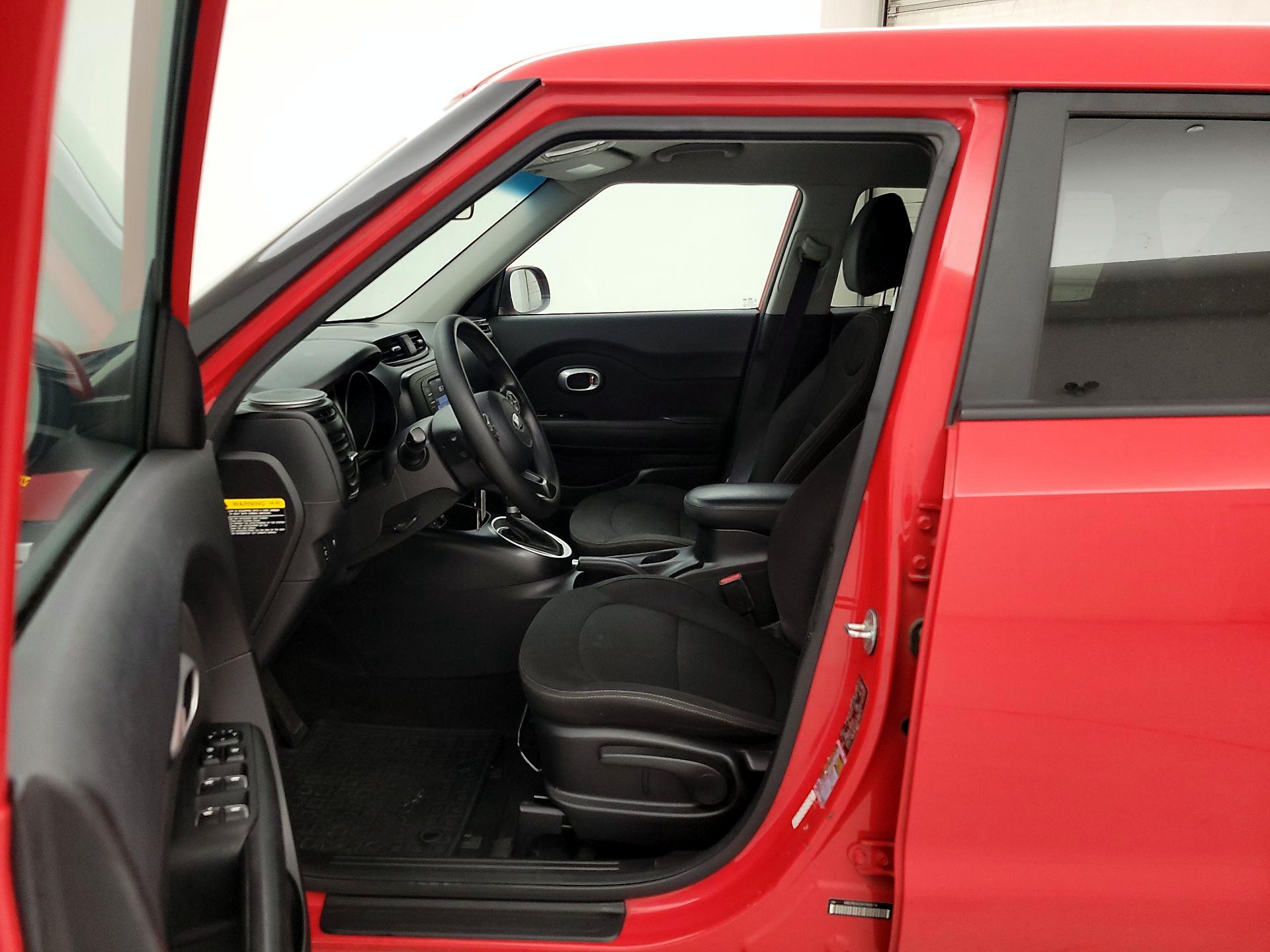 Thumbnail: 2019 Kia Soul - 11