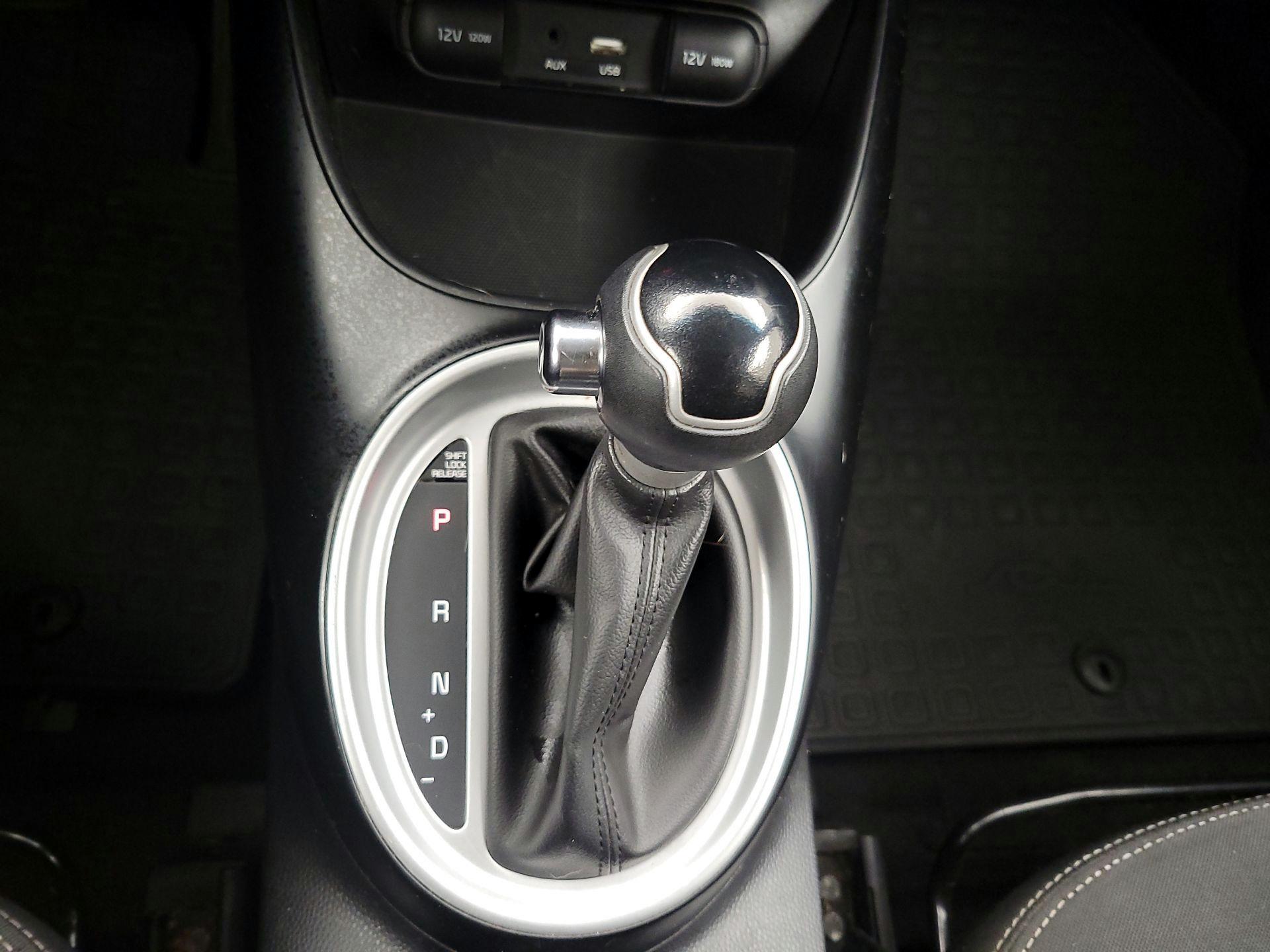 Thumbnail: 2019 Kia Soul - 17
