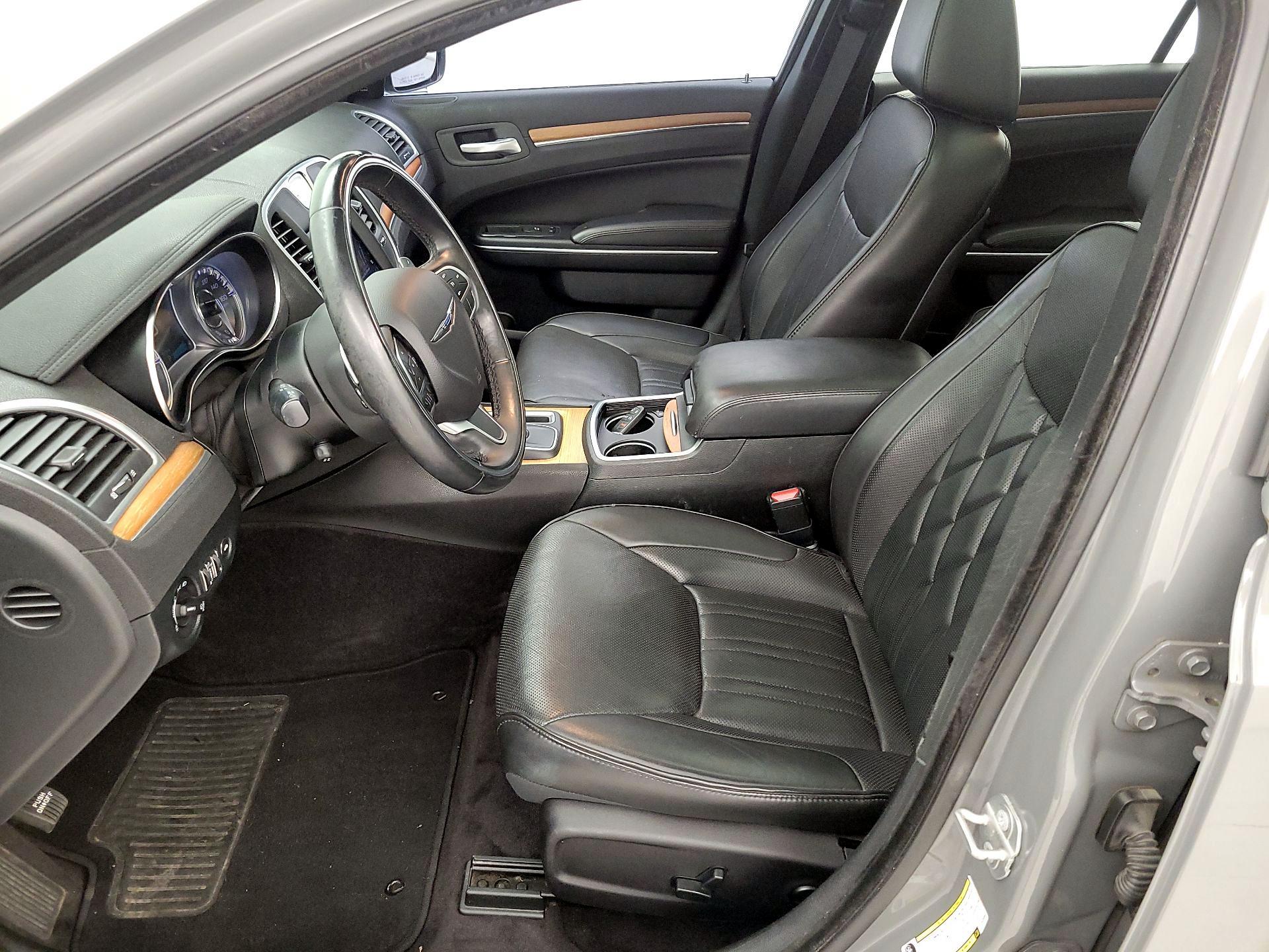 Thumbnail: 2018 Chrysler 300 - 11