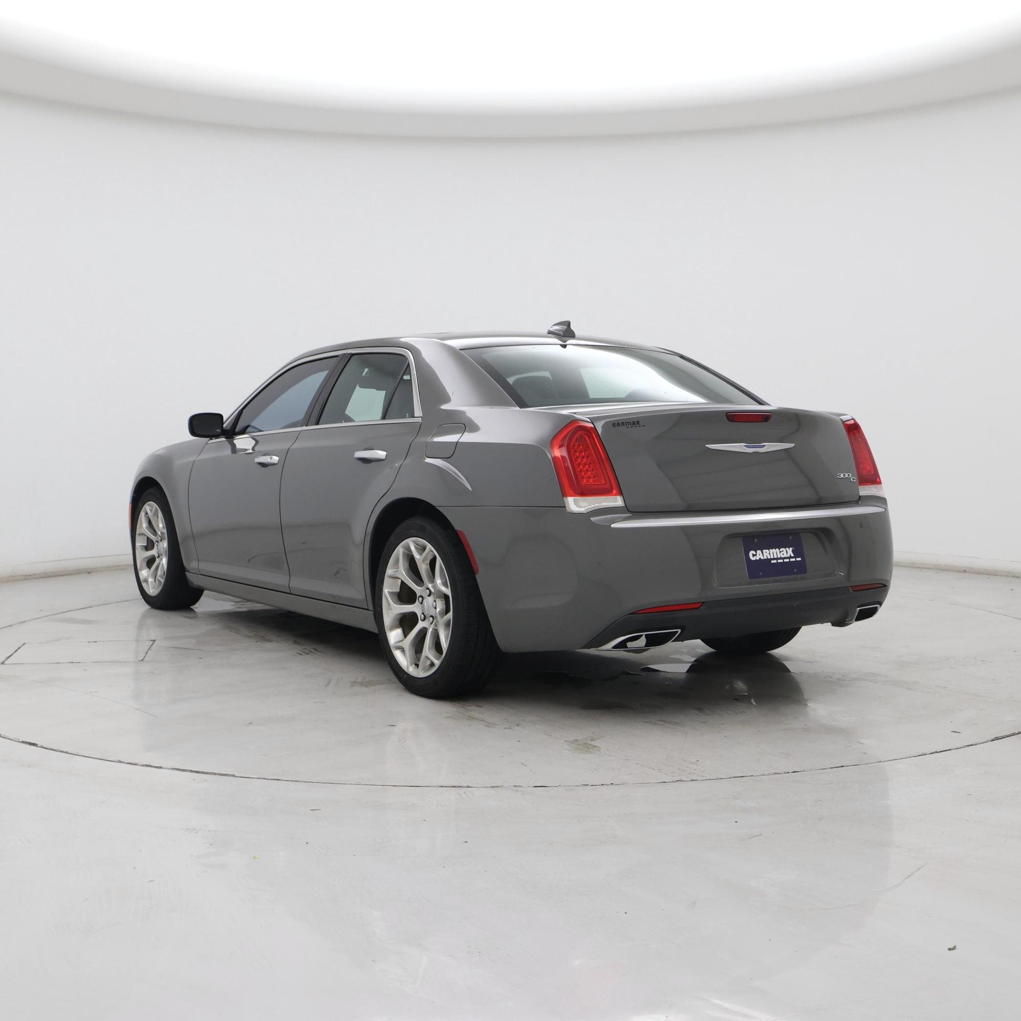 Thumbnail: 2018 Chrysler 300 - 2