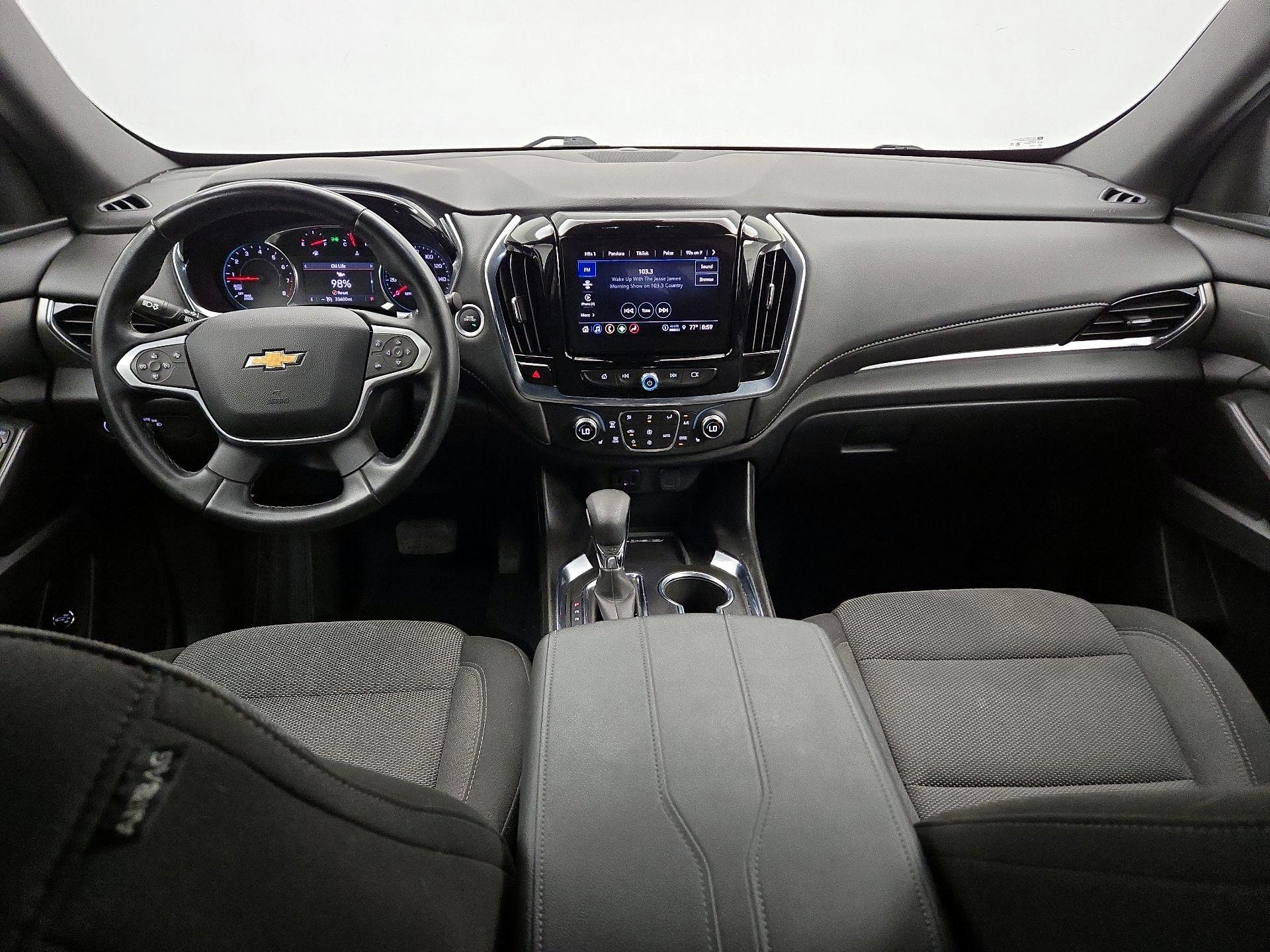 Thumbnail: 2023 Chevrolet Traverse - 9