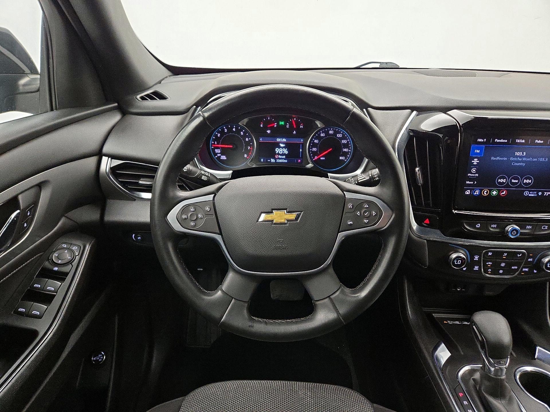 Thumbnail: 2023 Chevrolet Traverse - 10
