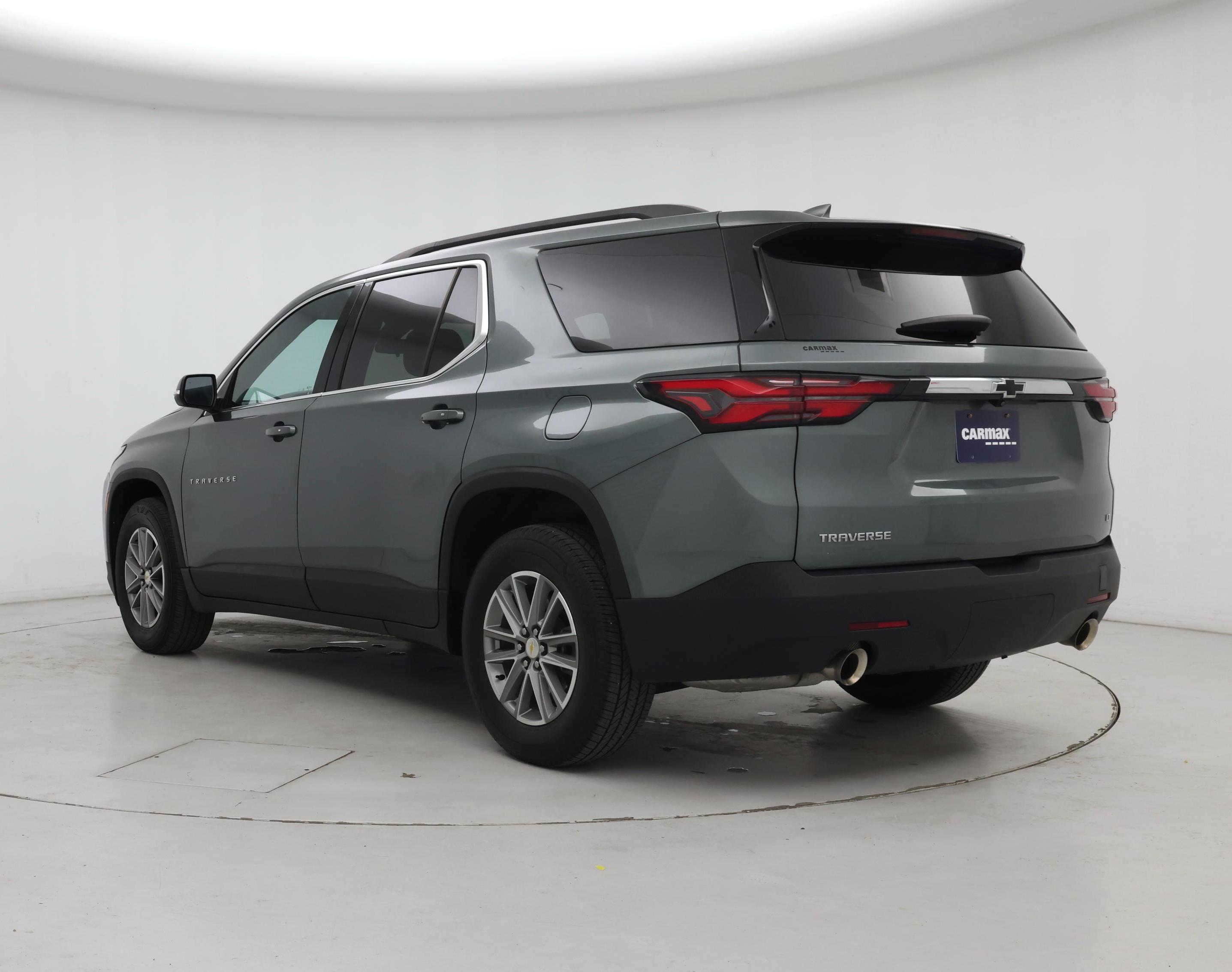 Thumbnail: 2023 Chevrolet Traverse - 2