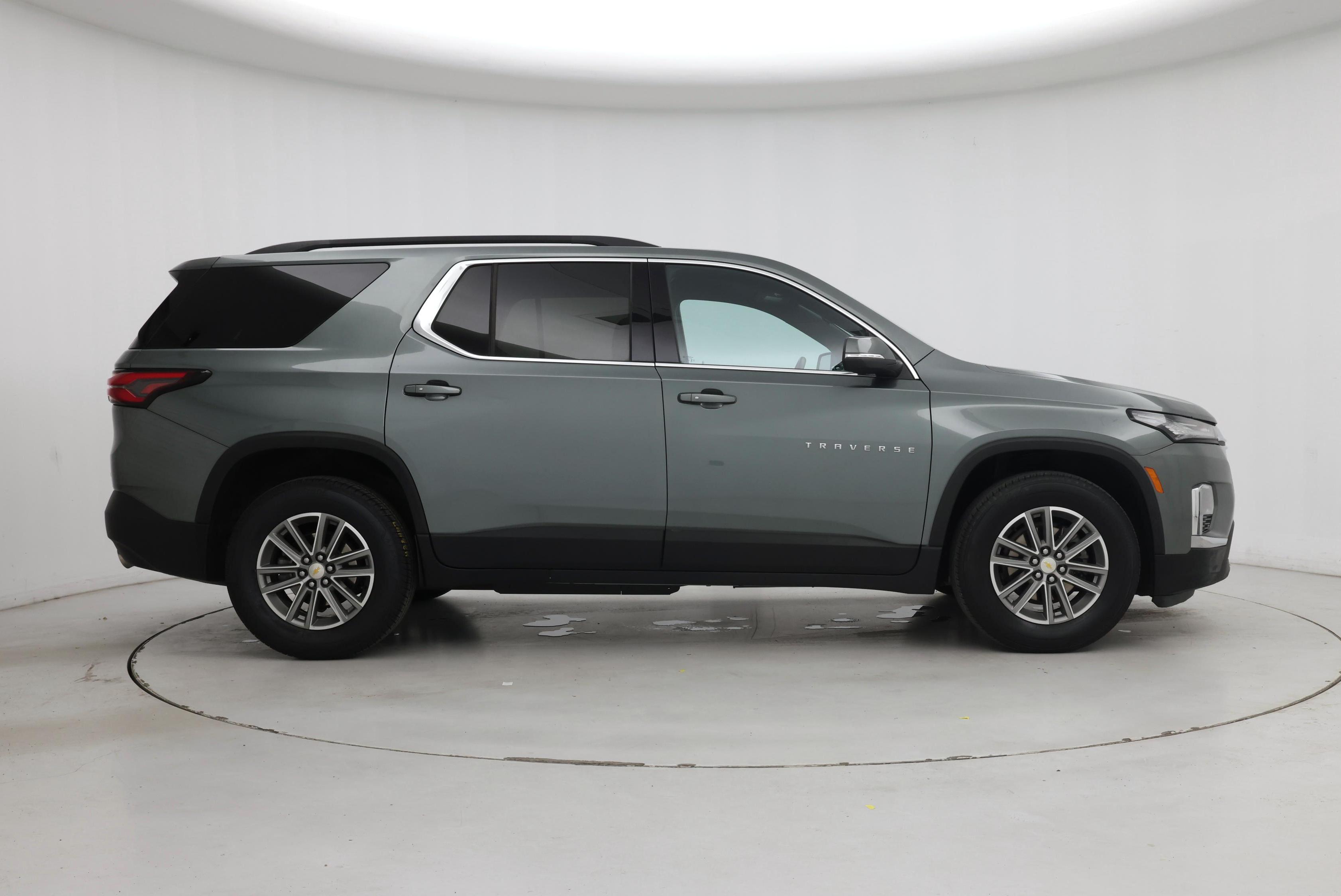 Thumbnail: 2023 Chevrolet Traverse - 7