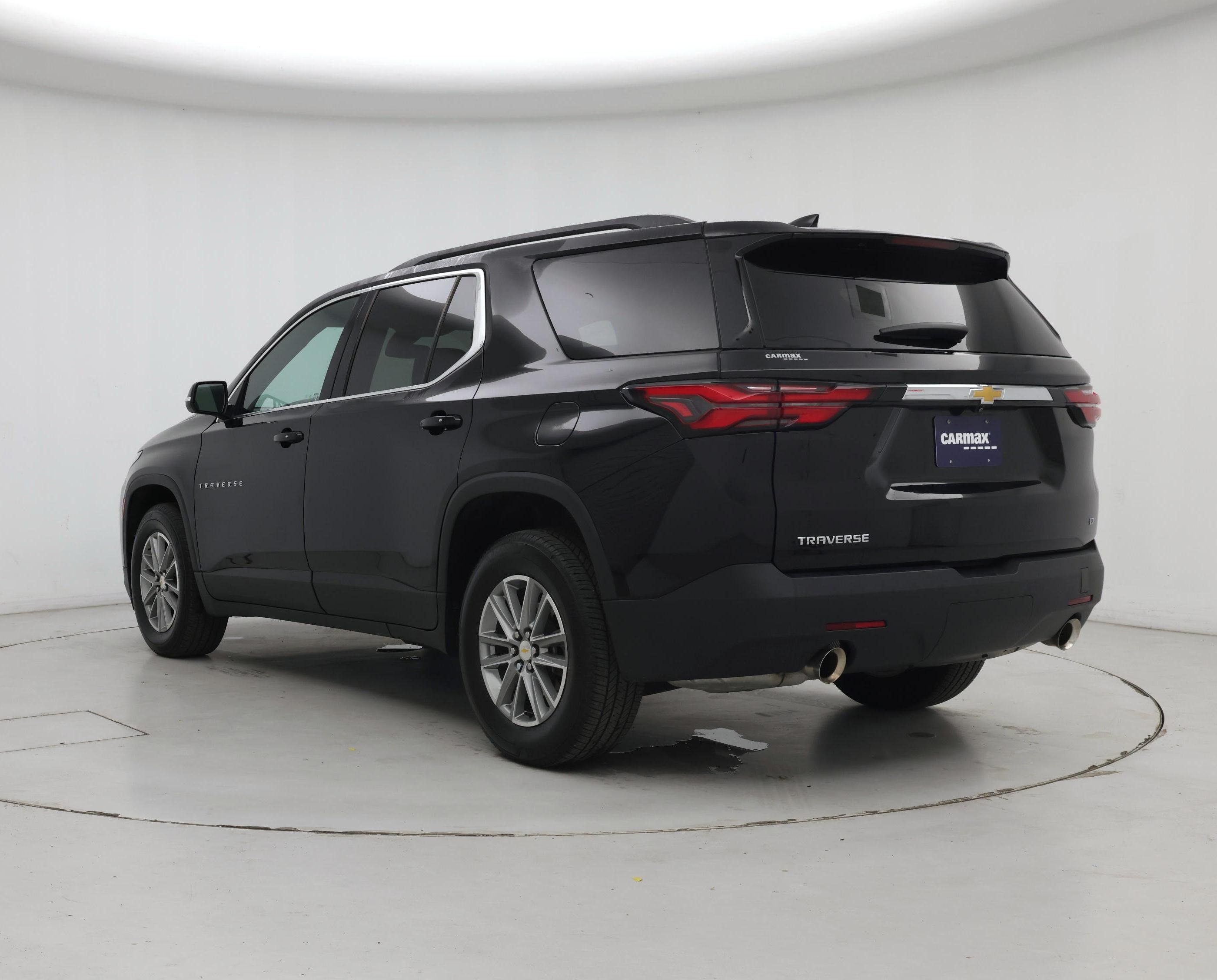 Thumbnail: 2023 Chevrolet Traverse - 2