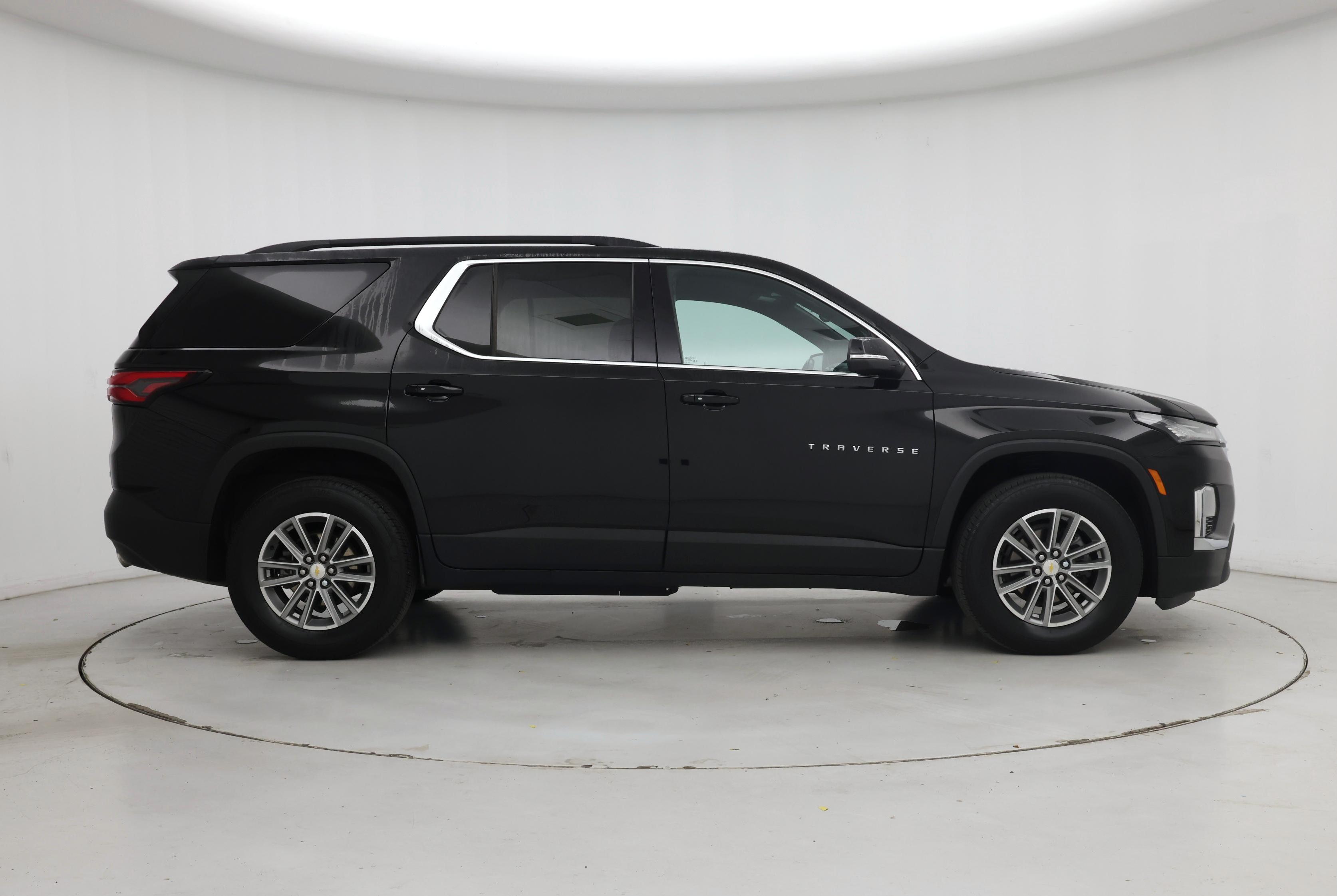 Thumbnail: 2023 Chevrolet Traverse - 7