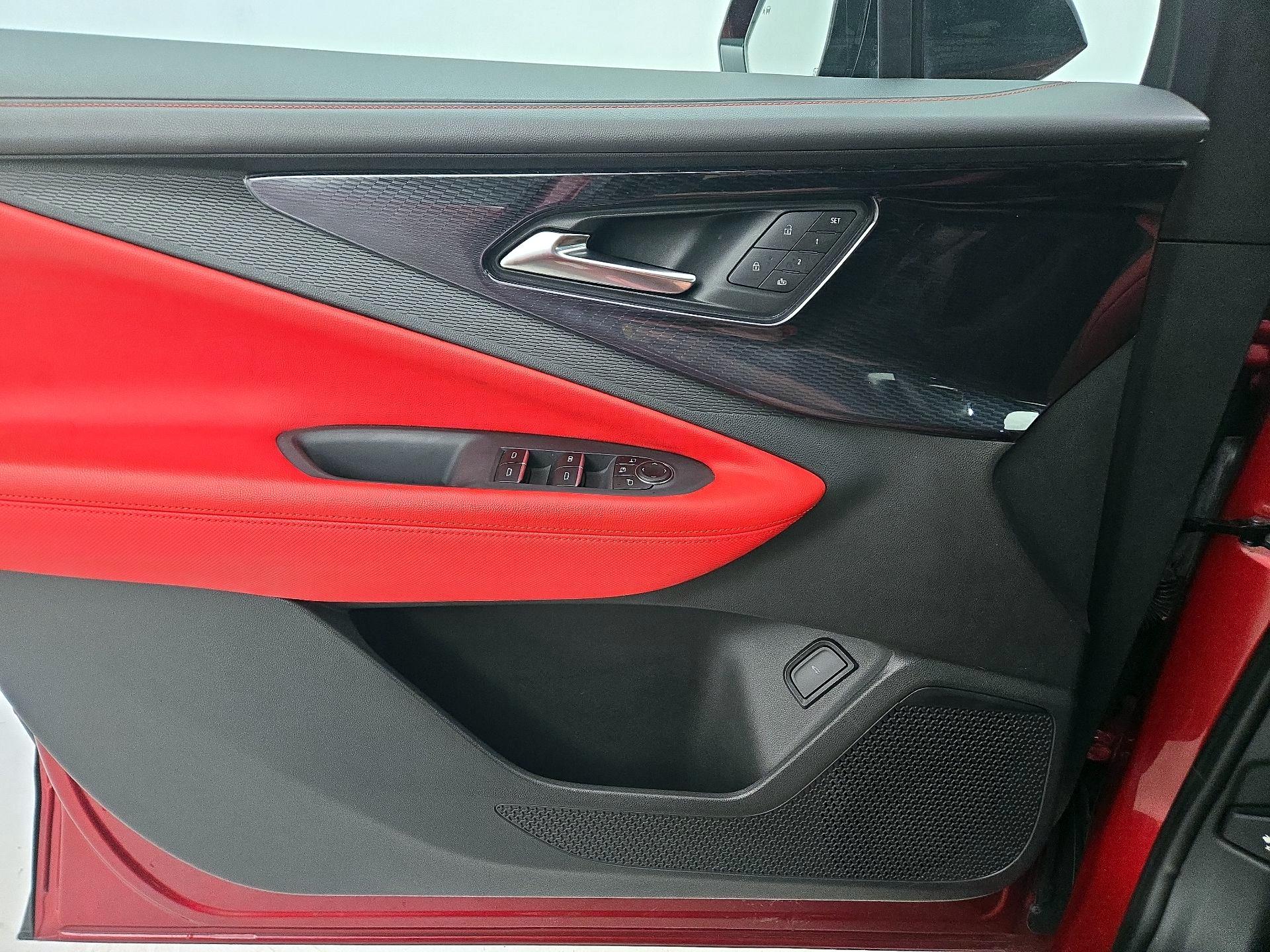 Thumbnail: 2024 Chevrolet Blazer EV - 12