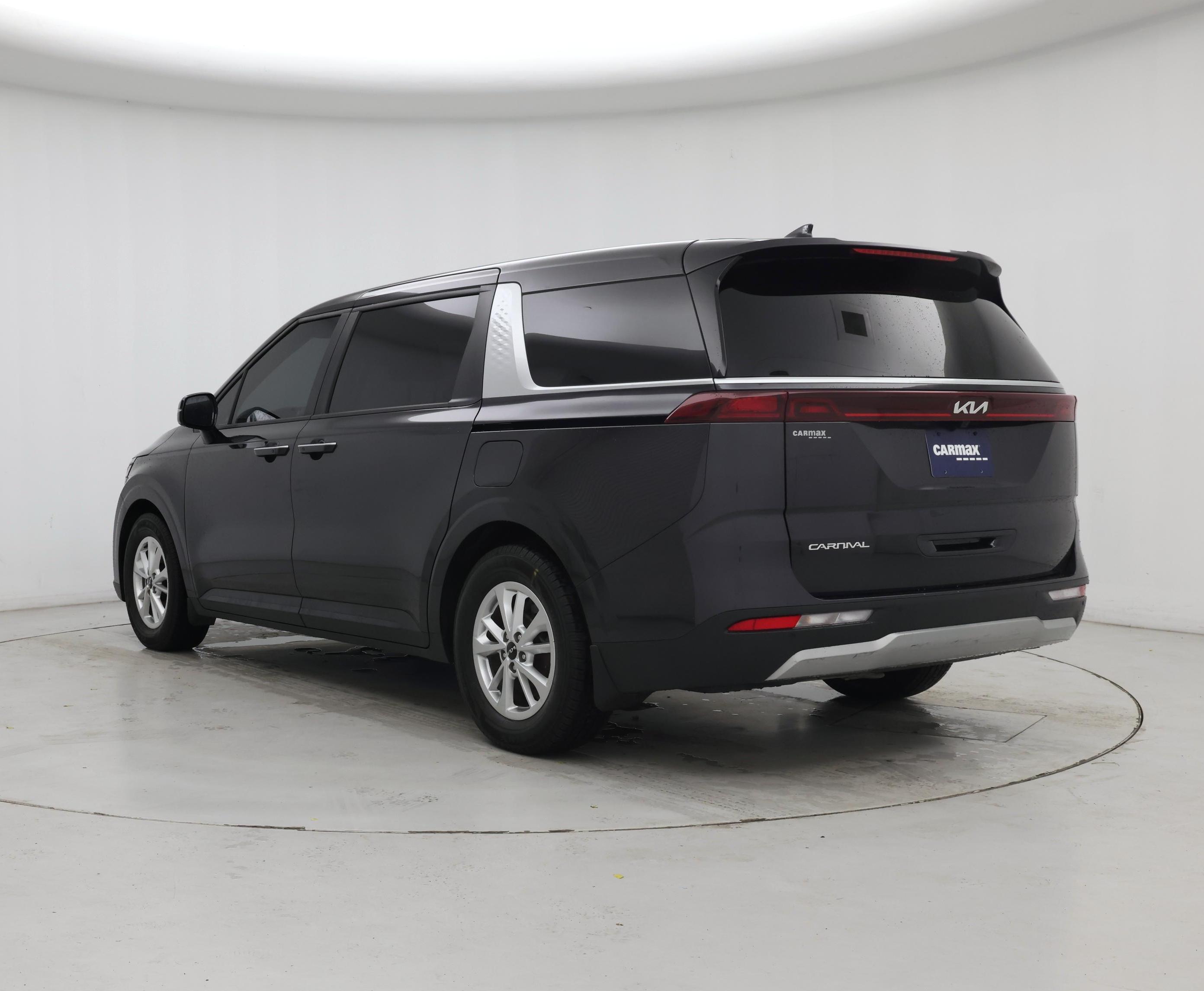 Thumbnail: 2024 Kia Carnival - 2