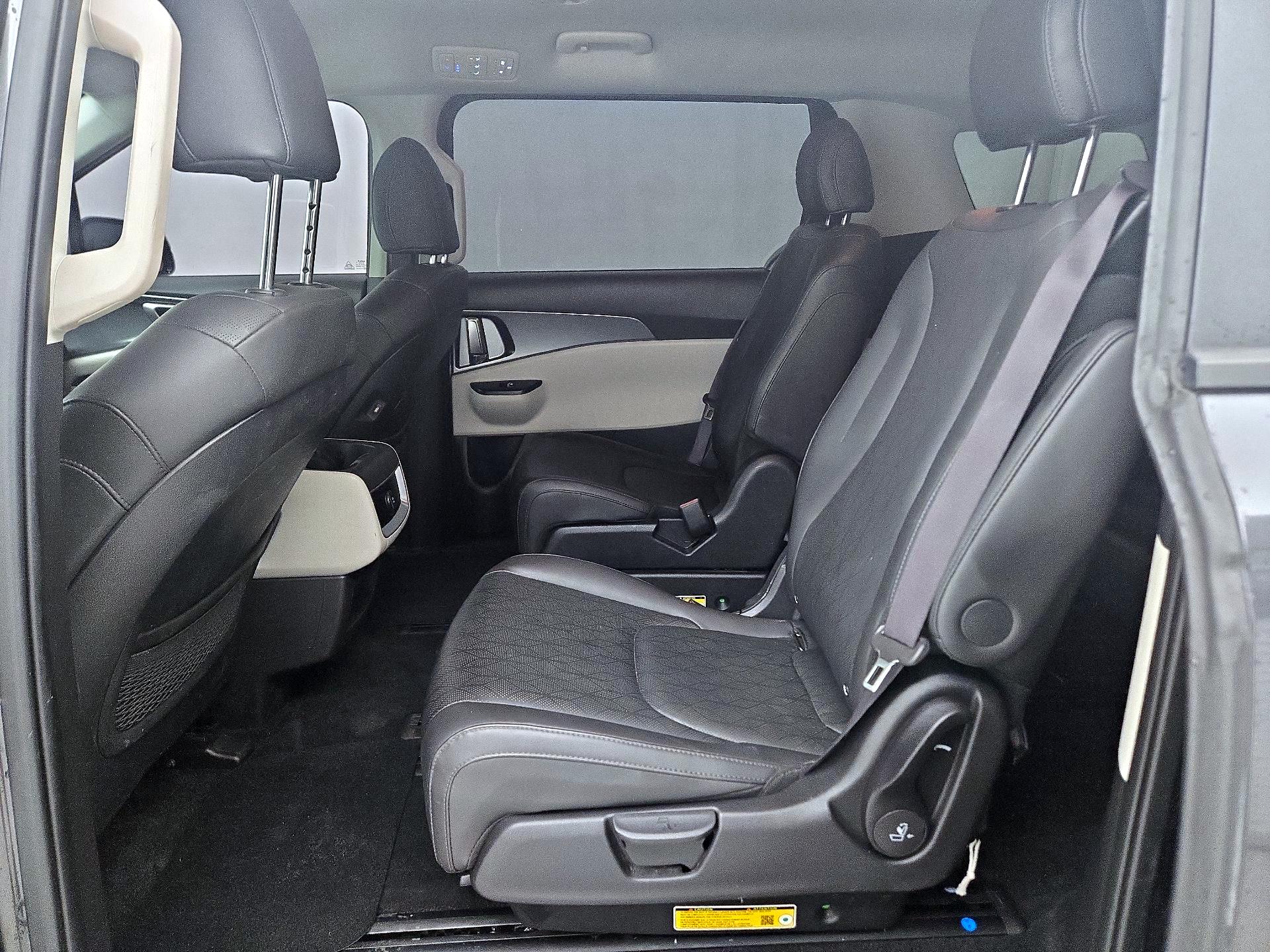 Thumbnail: 2024 Kia Carnival - 19