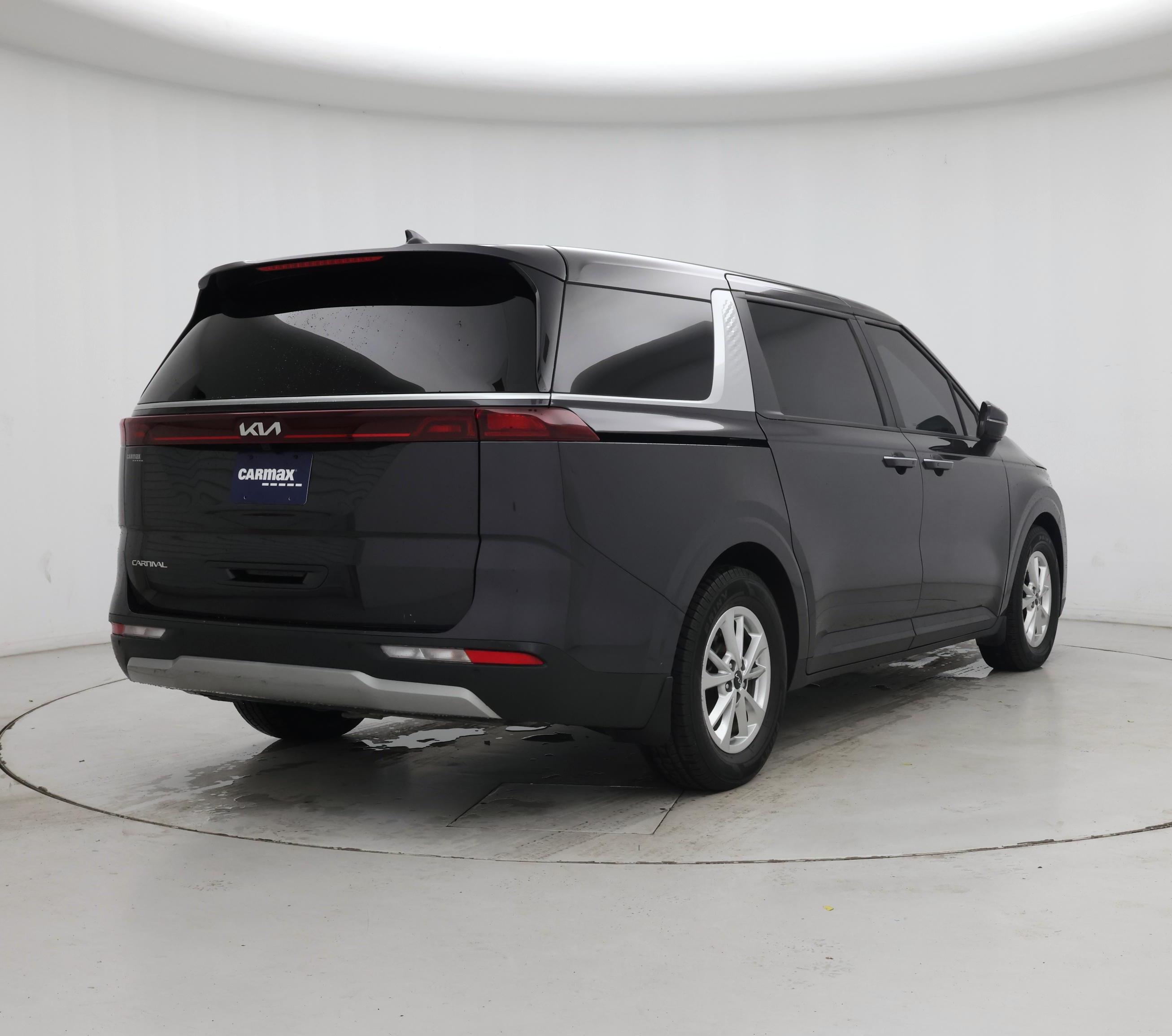 Thumbnail: 2024 Kia Carnival - 8