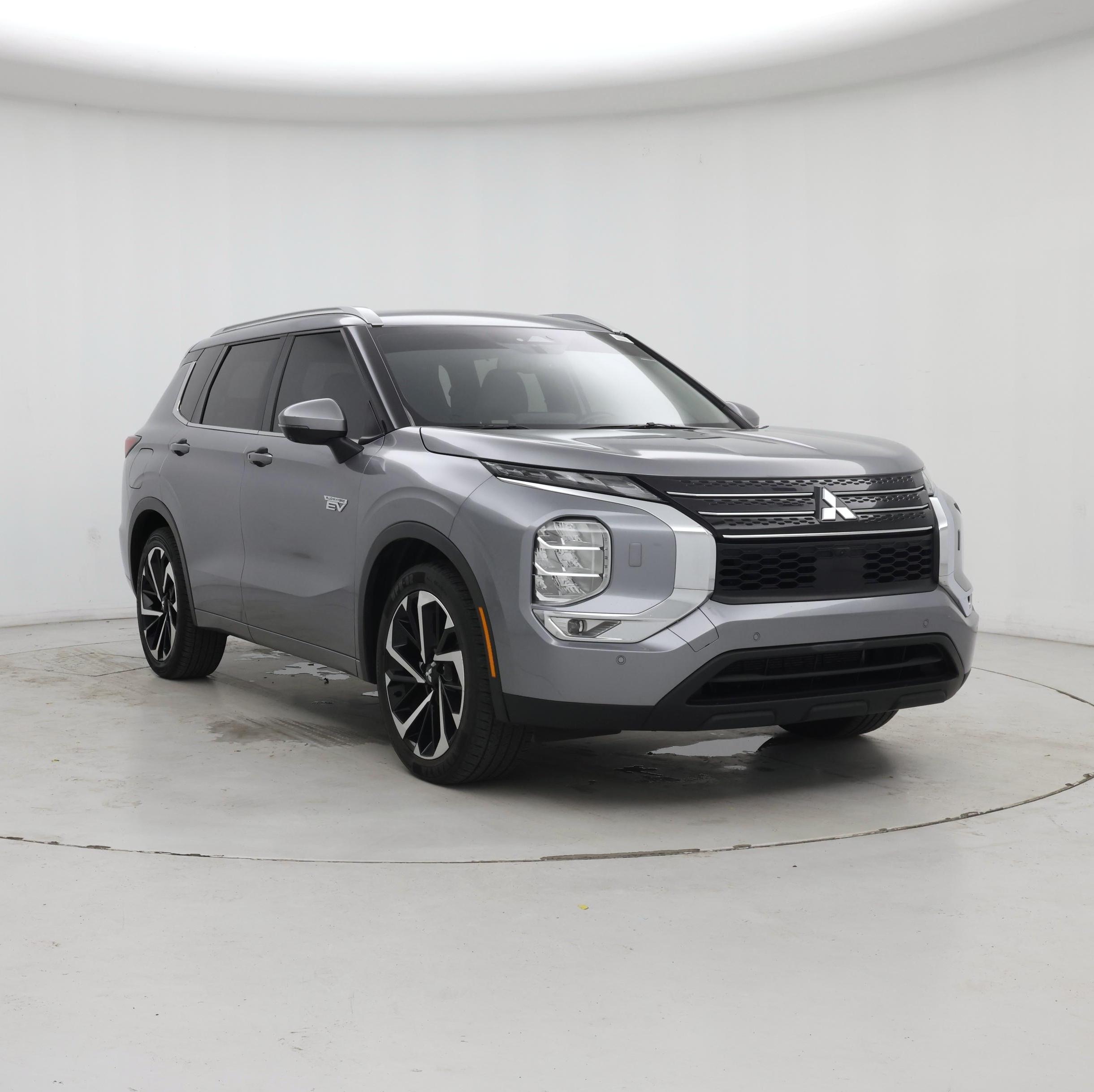 Silver 2023 Mitsubishi Outlander Hybrid Plug-in SUV / Crossover All-Wheel Drive Automatic