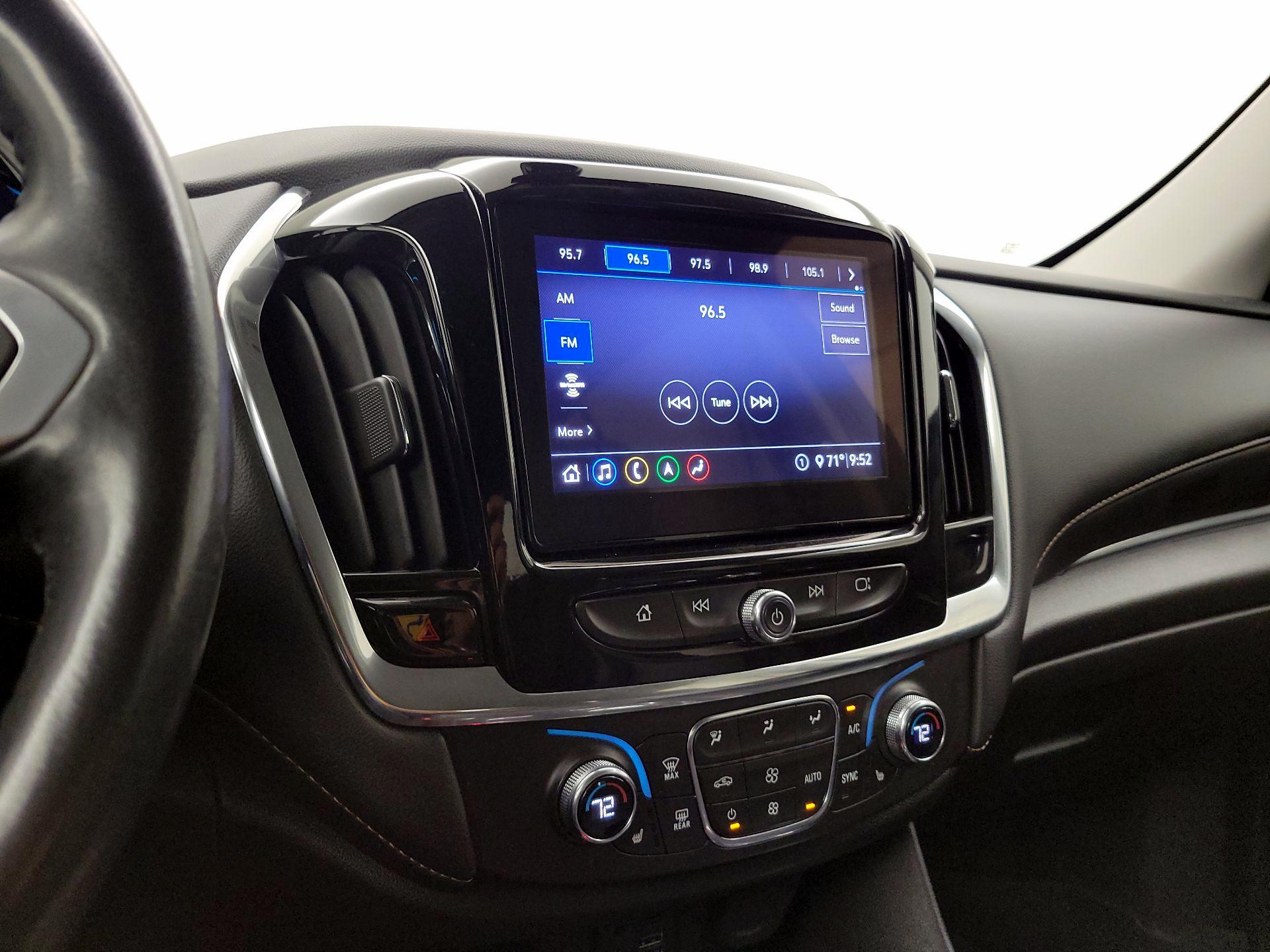 Thumbnail: 2021 Chevrolet Traverse - 15