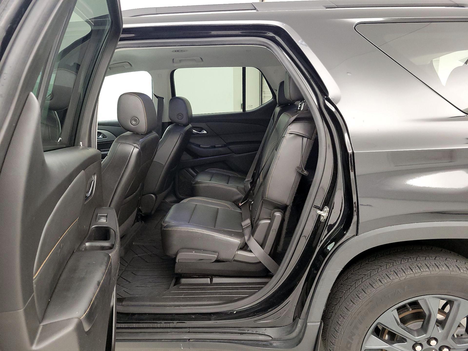 Thumbnail: 2021 Chevrolet Traverse - 19