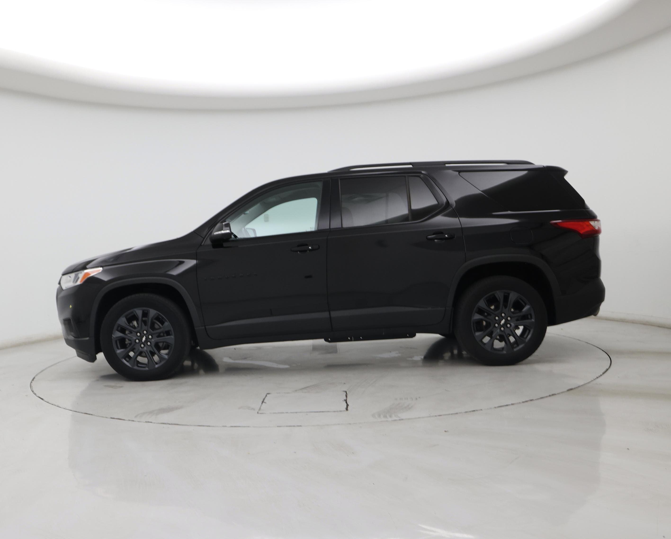 Thumbnail: 2021 Chevrolet Traverse - 3