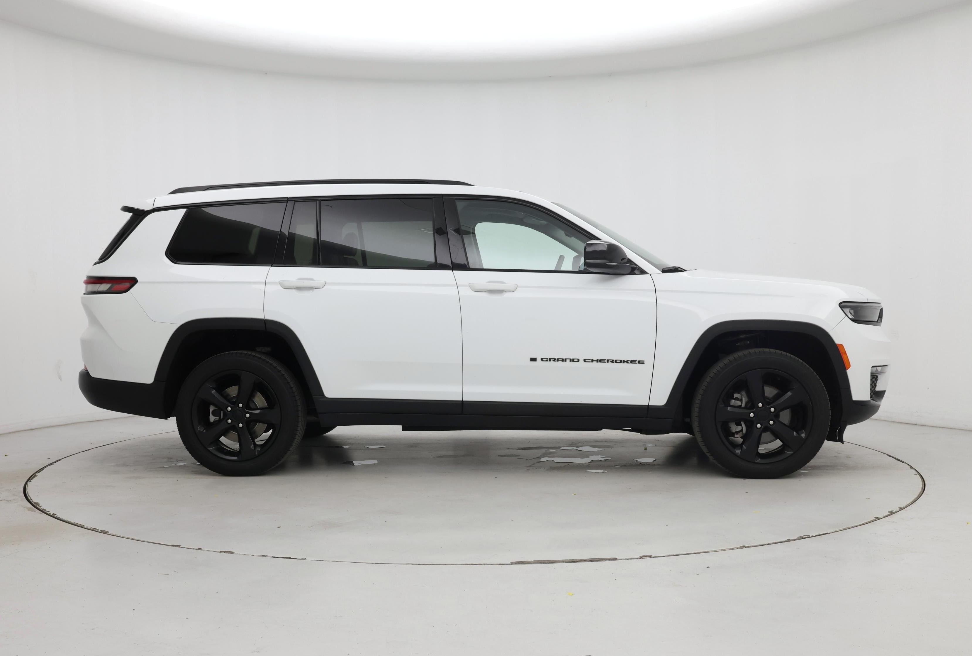 Thumbnail: 2023 Jeep Grand Cherokee L - 7