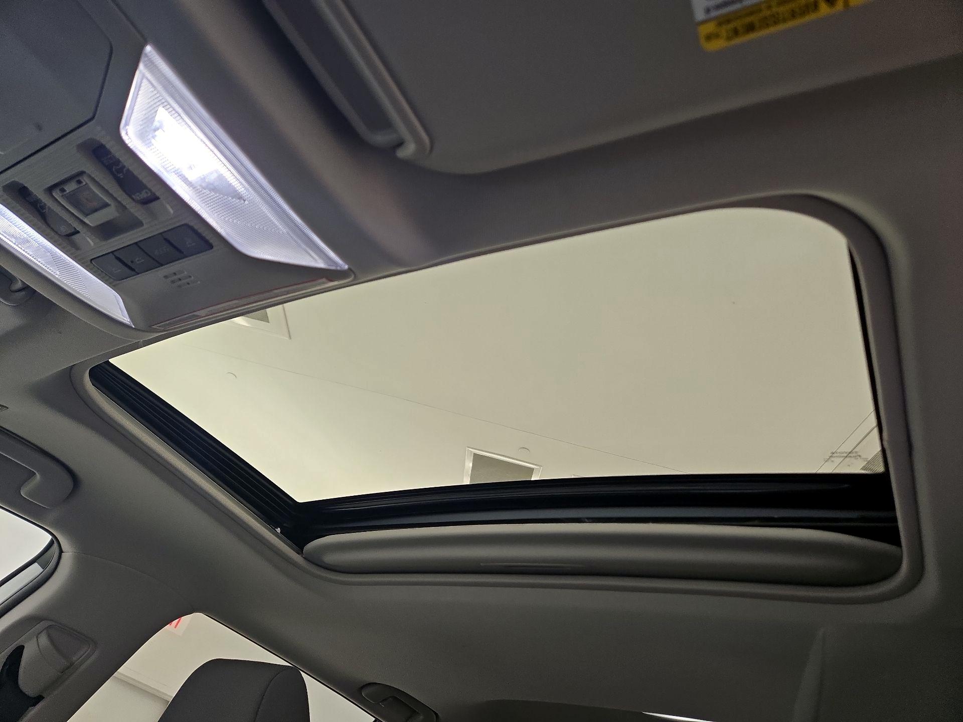 Thumbnail: 2024 Toyota RAV4 - 19