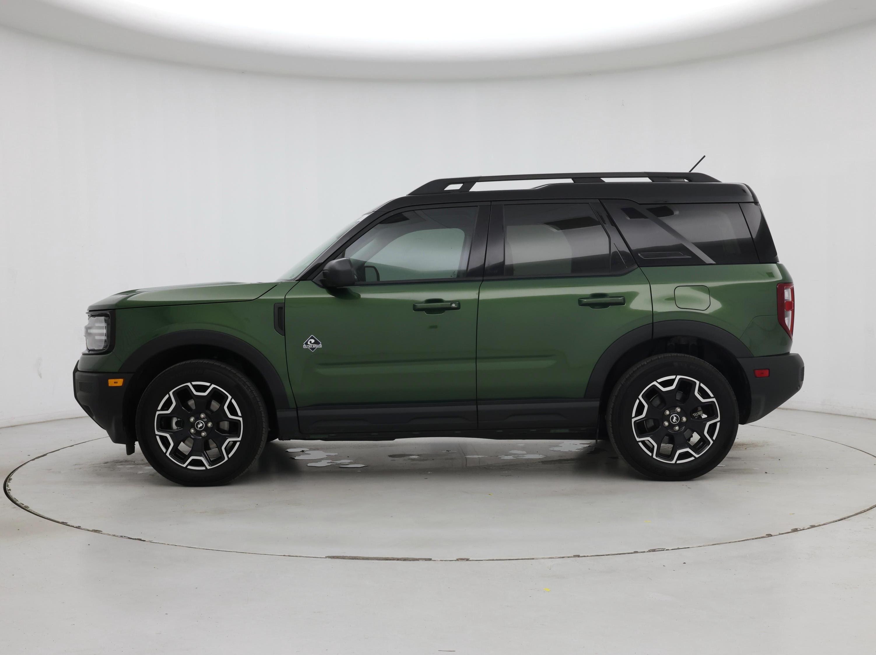 Thumbnail: 2025 Ford Bronco Sport - 3