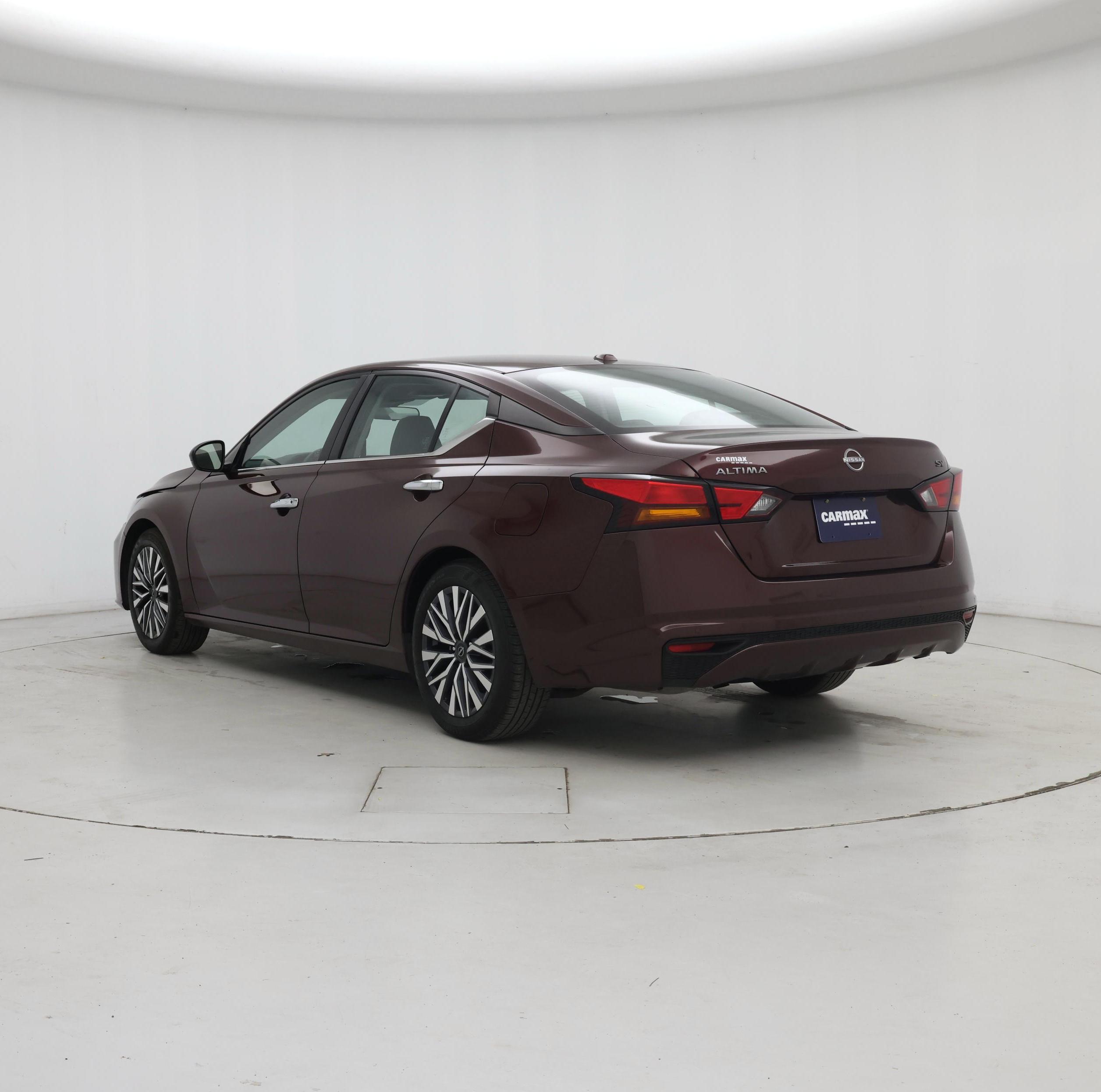 Thumbnail: 2024 Nissan Altima - 2