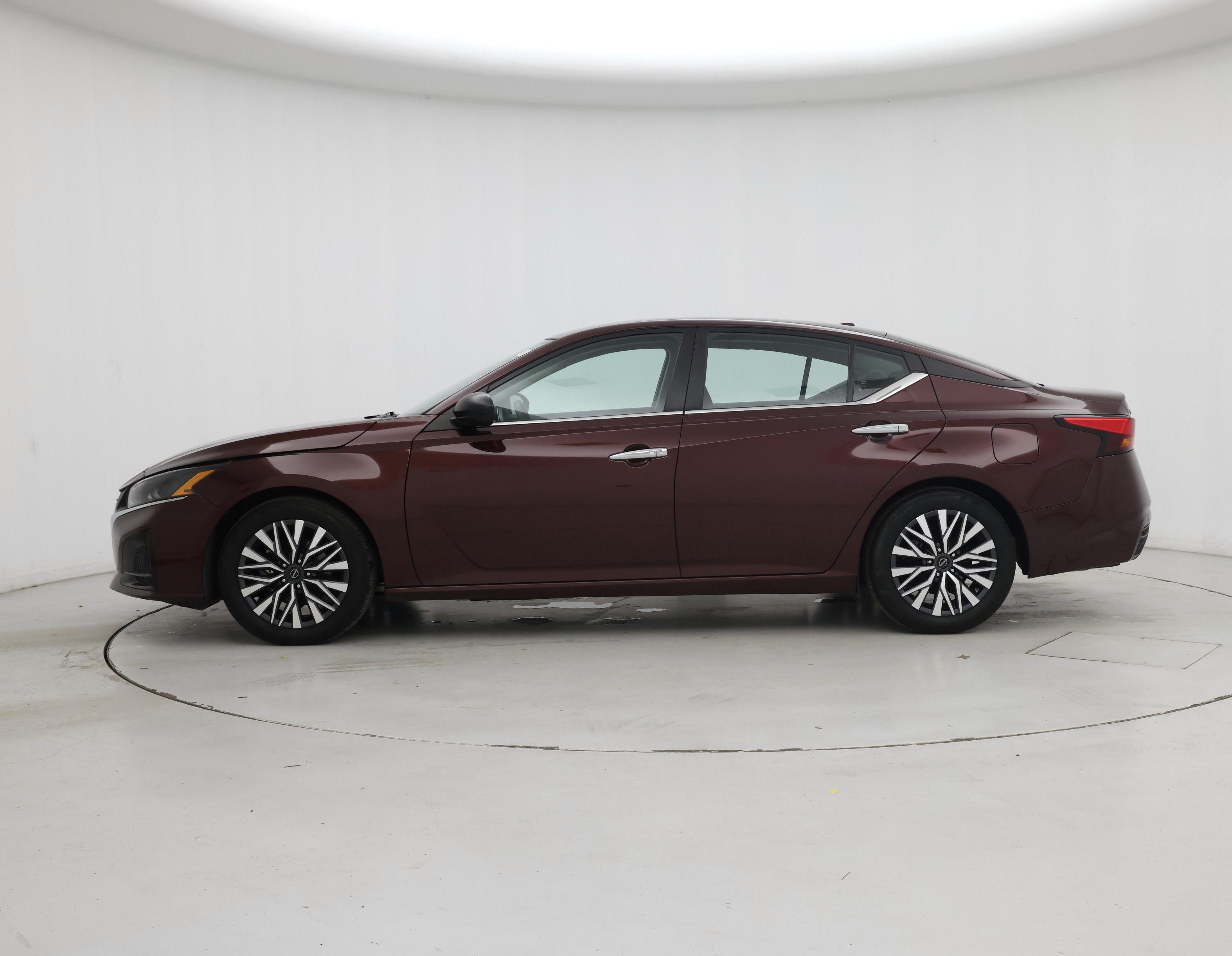 Thumbnail: 2024 Nissan Altima - 3