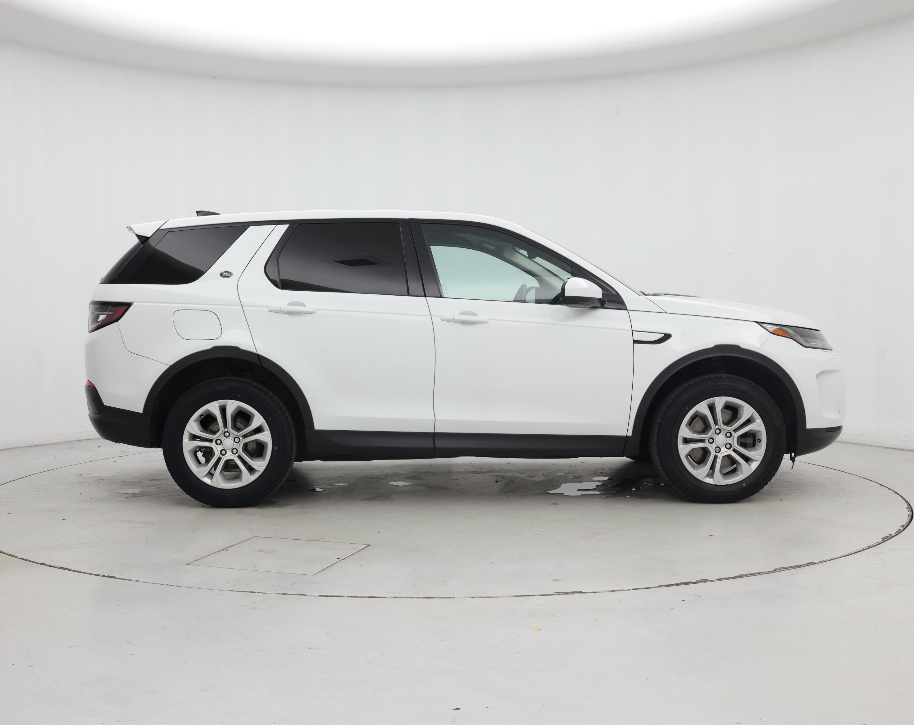 Thumbnail: 2020 Land Rover Discovery Sport - 7