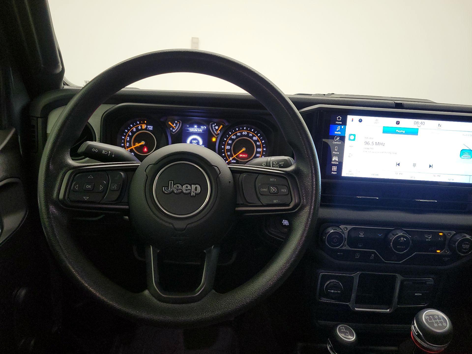 Thumbnail: 2024 Jeep Gladiator - 10