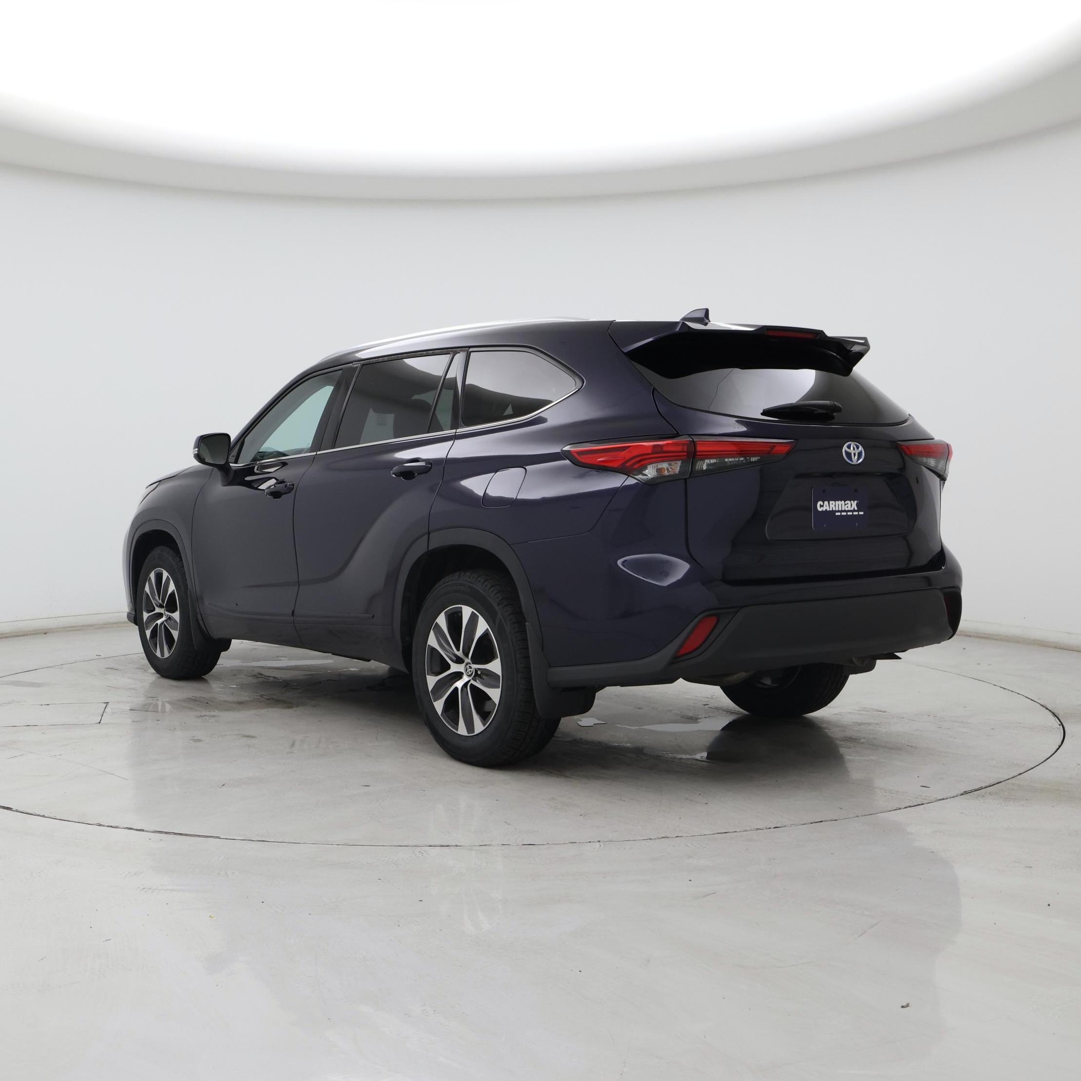 Thumbnail: 2021 Toyota Highlander - 2