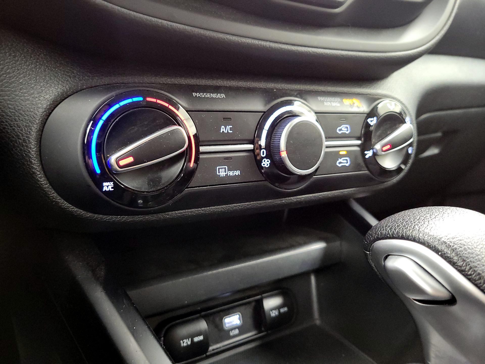 Thumbnail: 2025 Kia Soul - 16