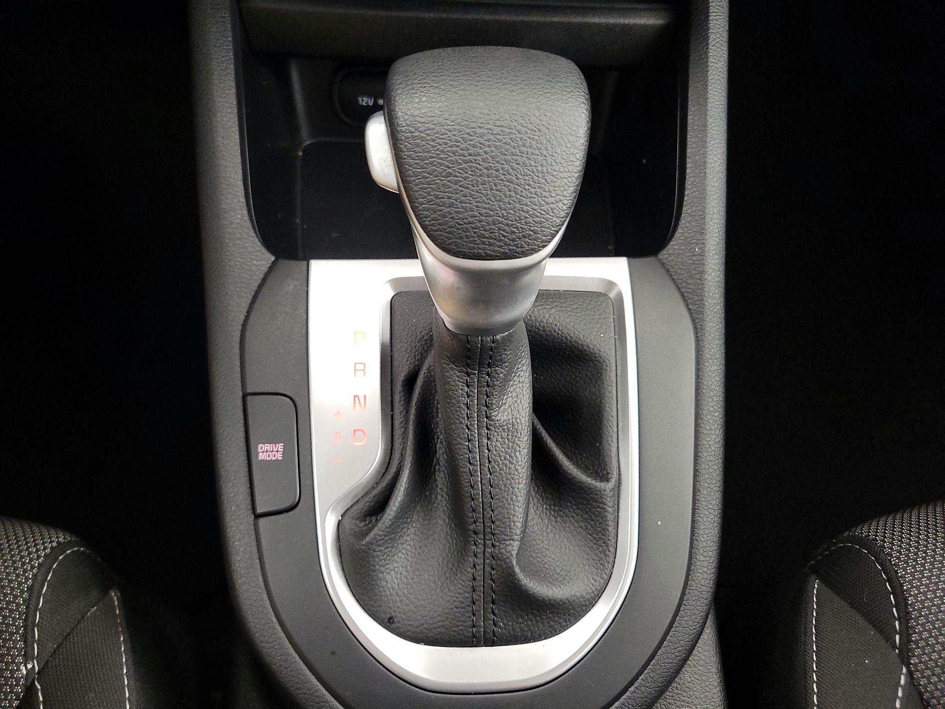 Thumbnail: 2024 Kia Forte - 17