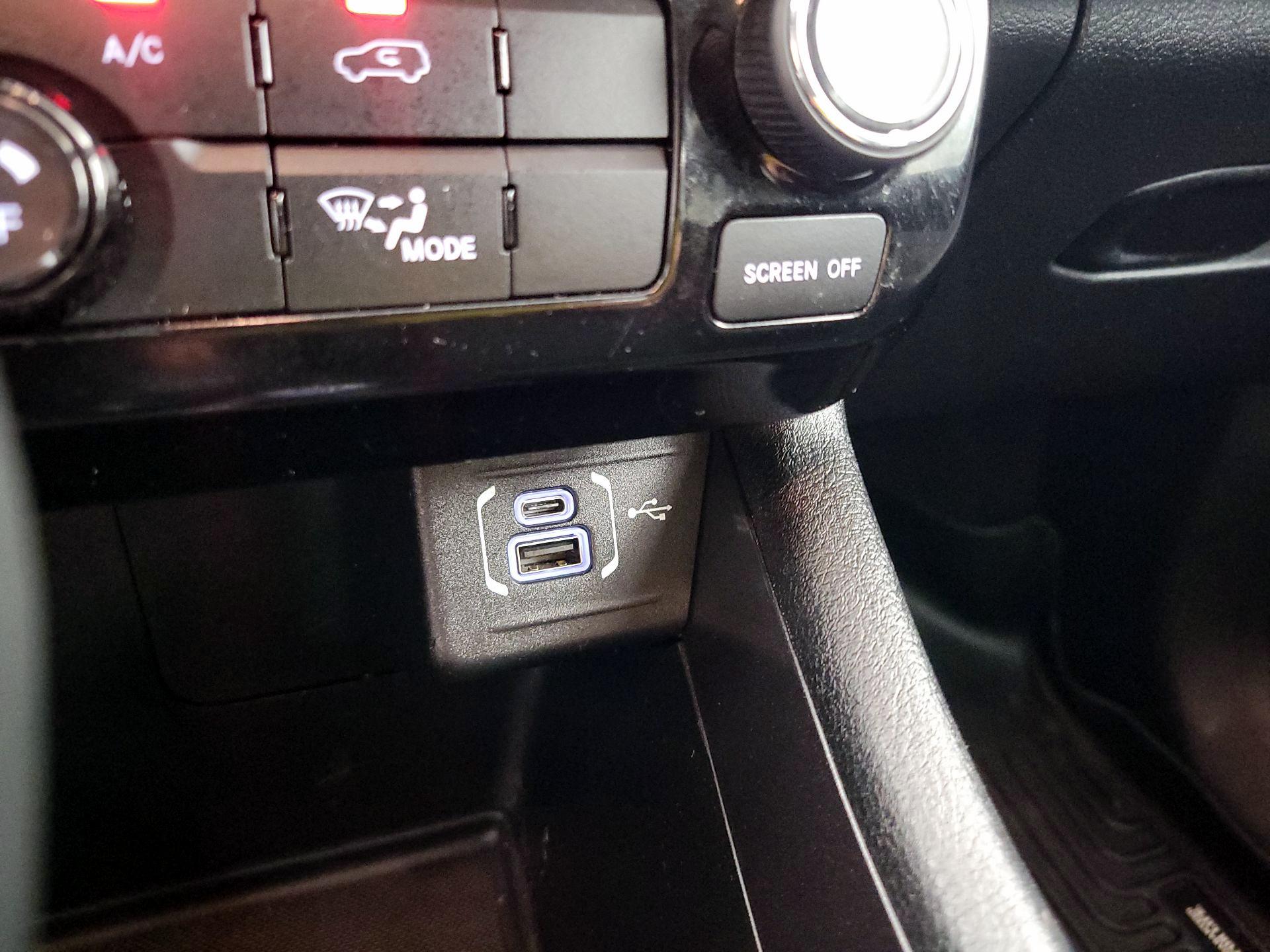 Thumbnail: 2022 Jeep Compass - 18