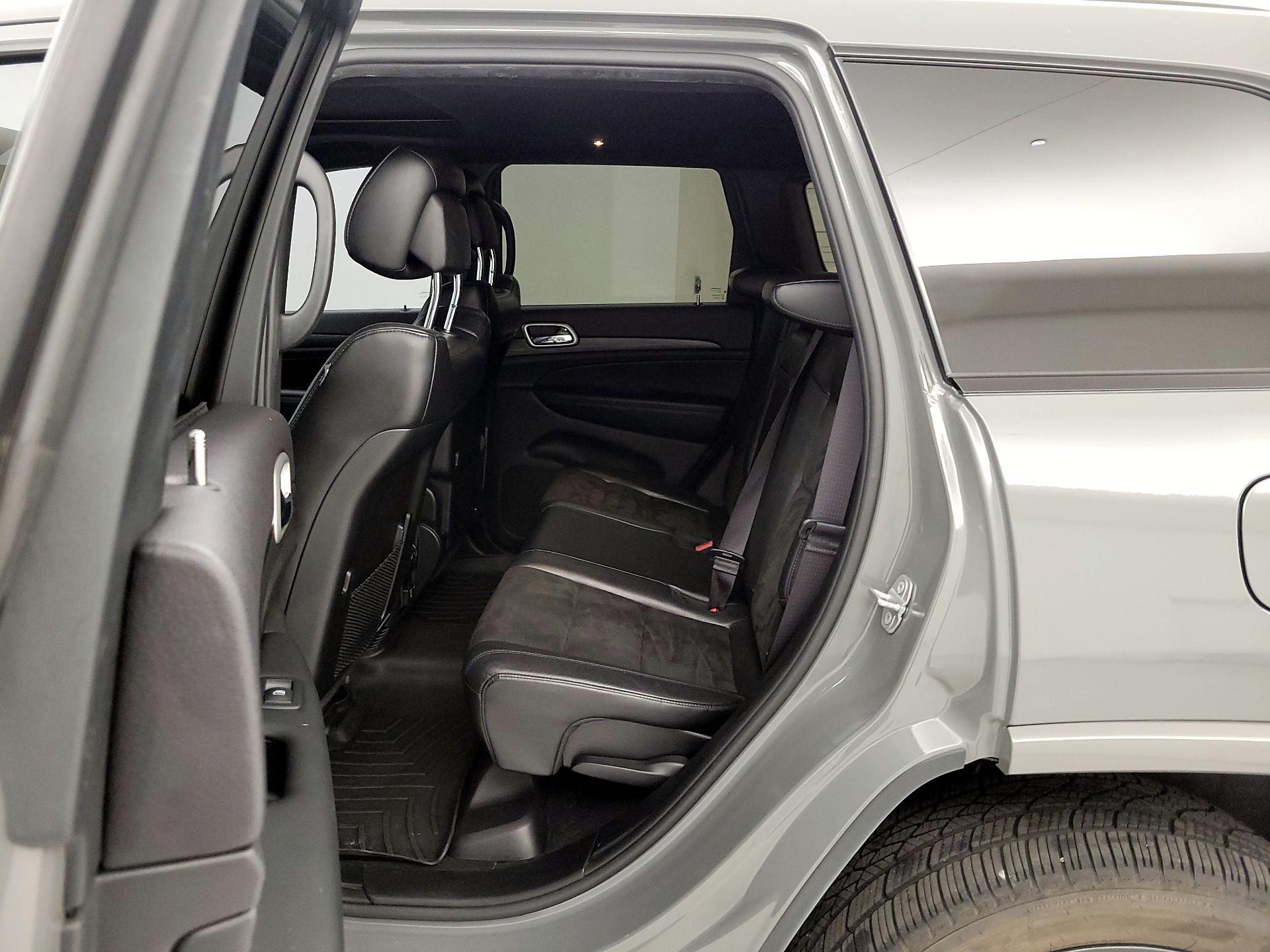 Thumbnail: 2019 Jeep Grand Cherokee - 19