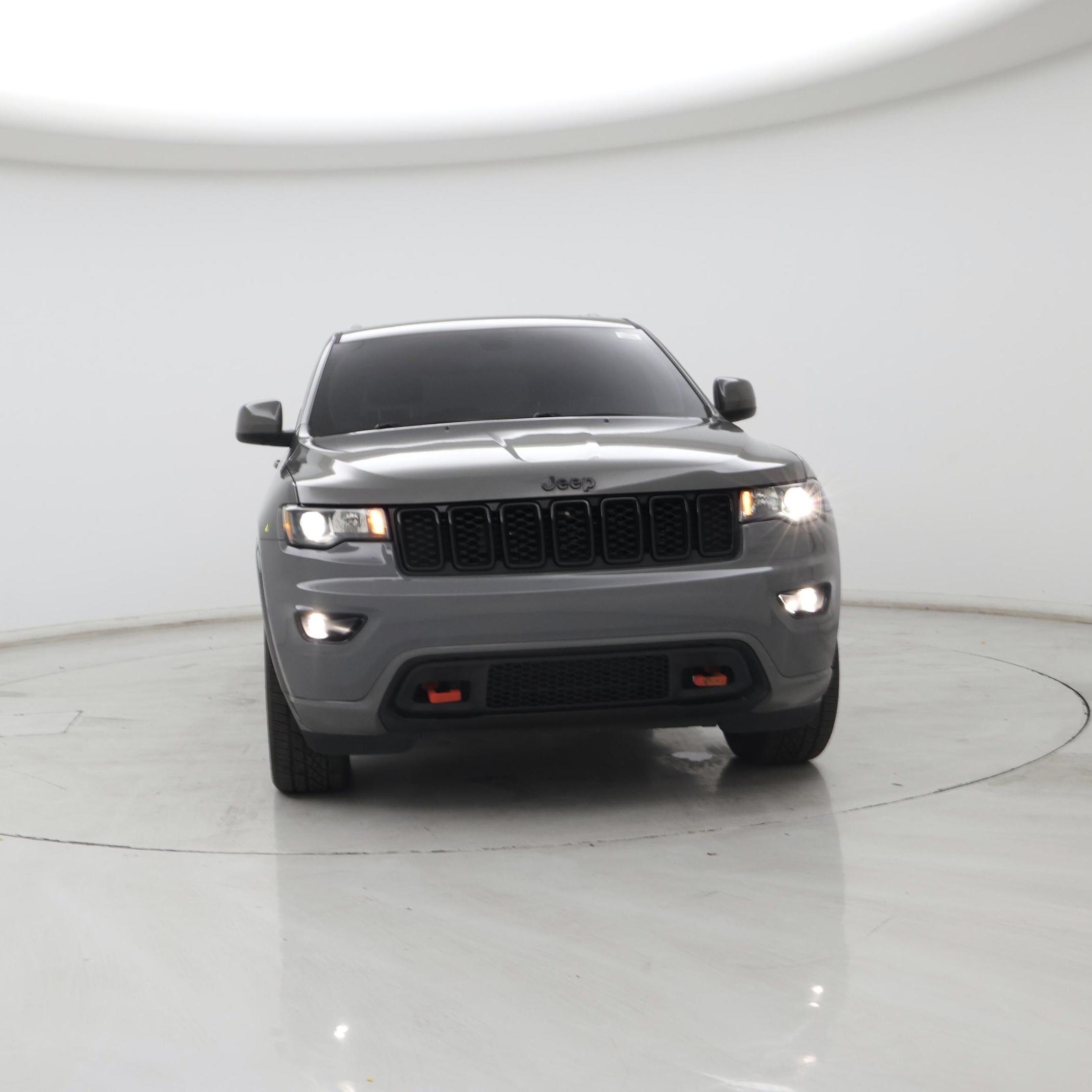 Thumbnail: 2019 Jeep Grand Cherokee - 5