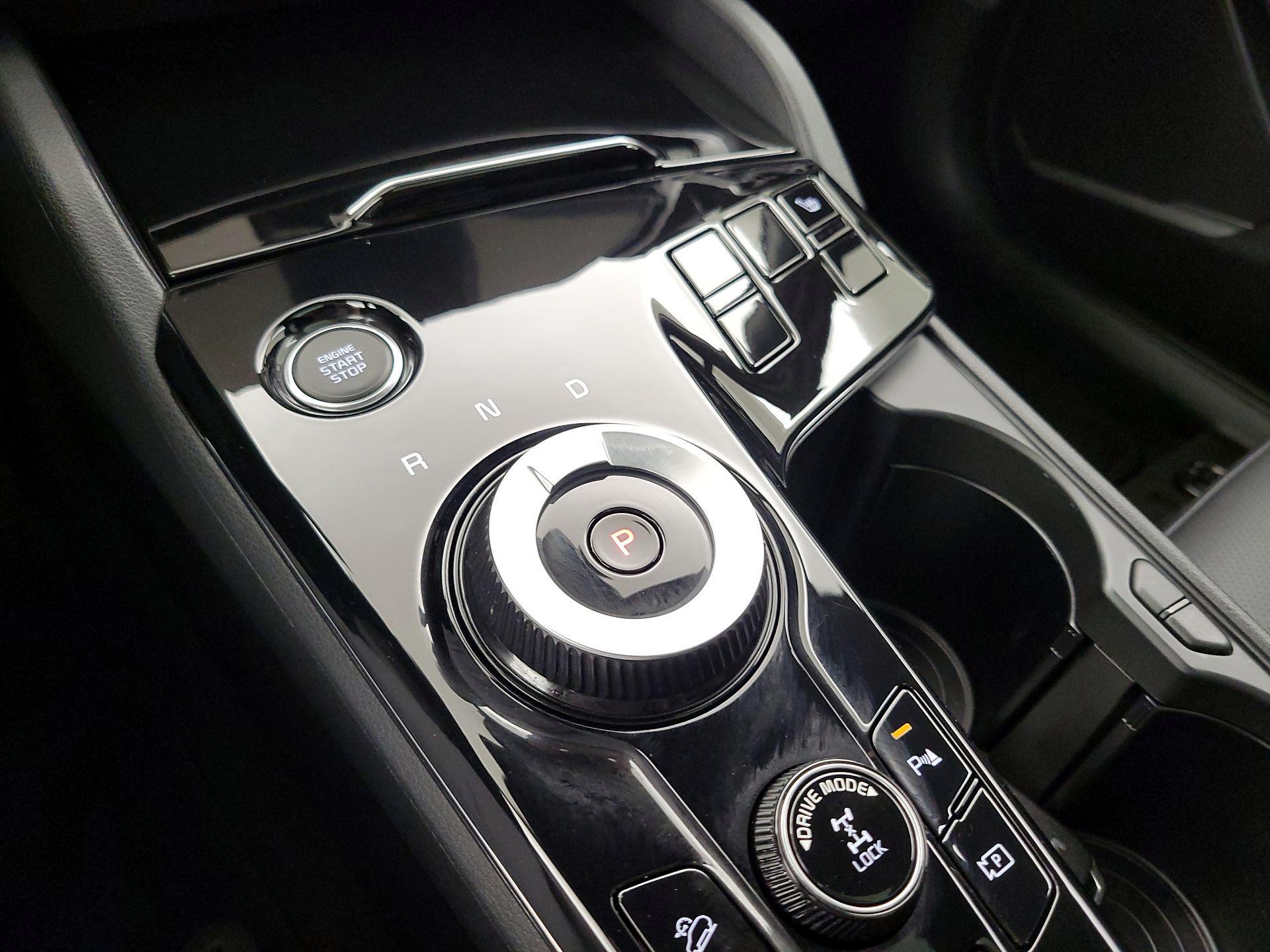 Thumbnail: 2025 Kia Sportage - 18
