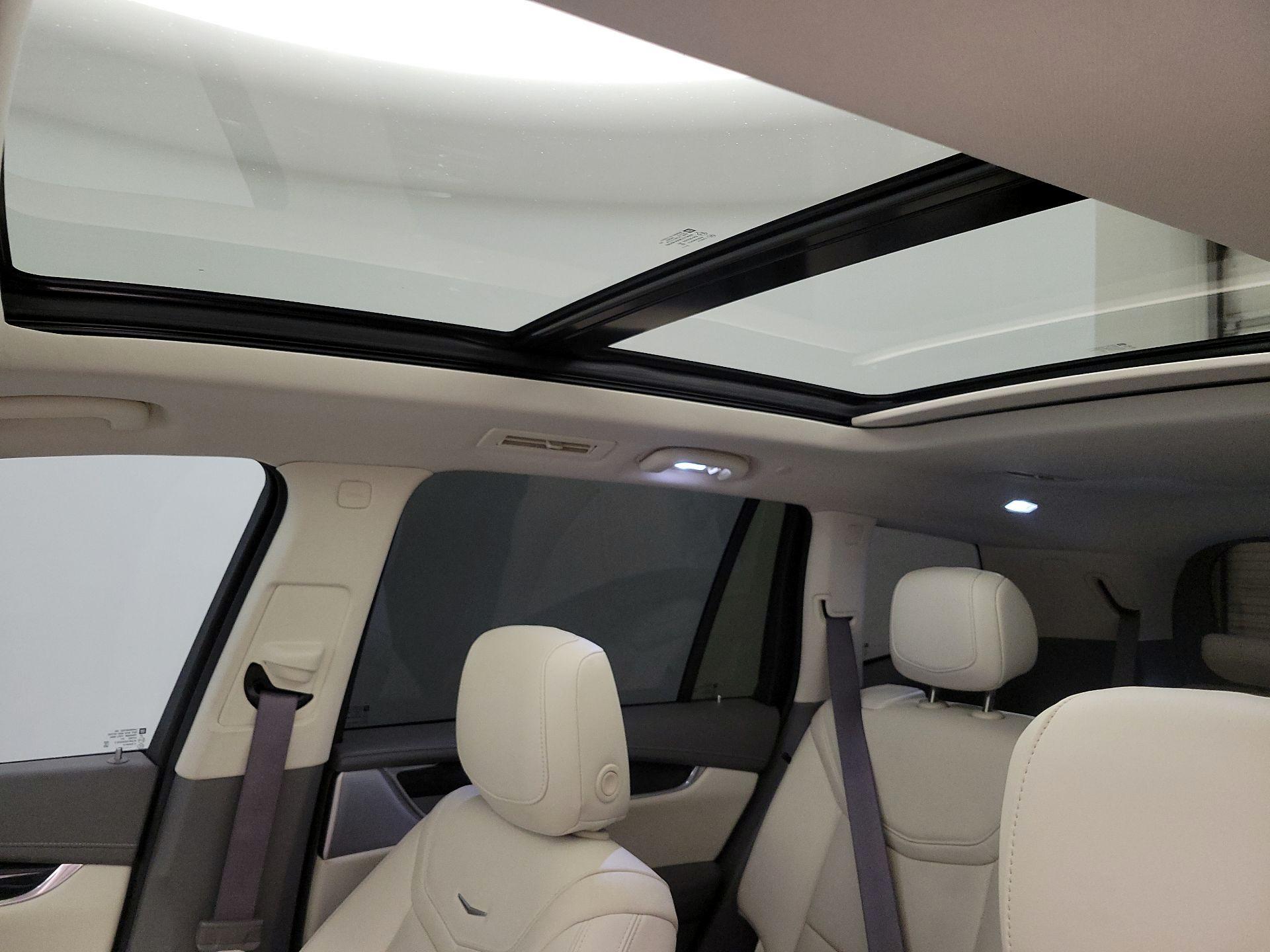 Thumbnail: 2020 Cadillac XT6 - 19