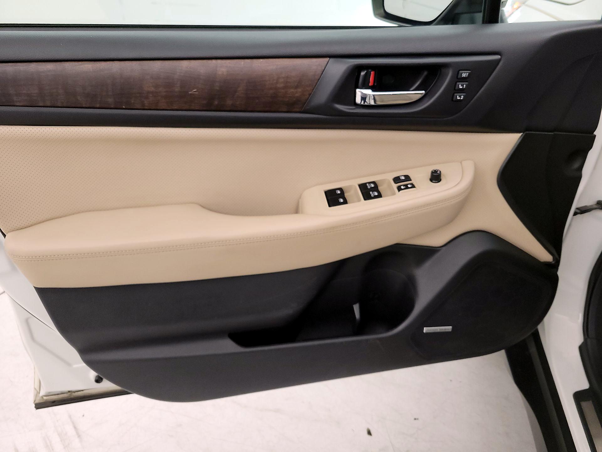 Thumbnail: 2017 Subaru Outback - 12